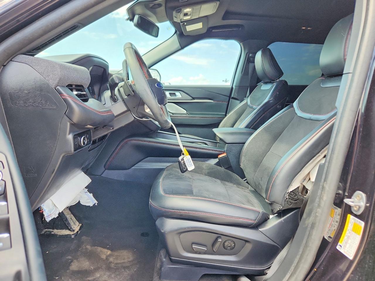 2025 Ford Explorer St - Фото 7