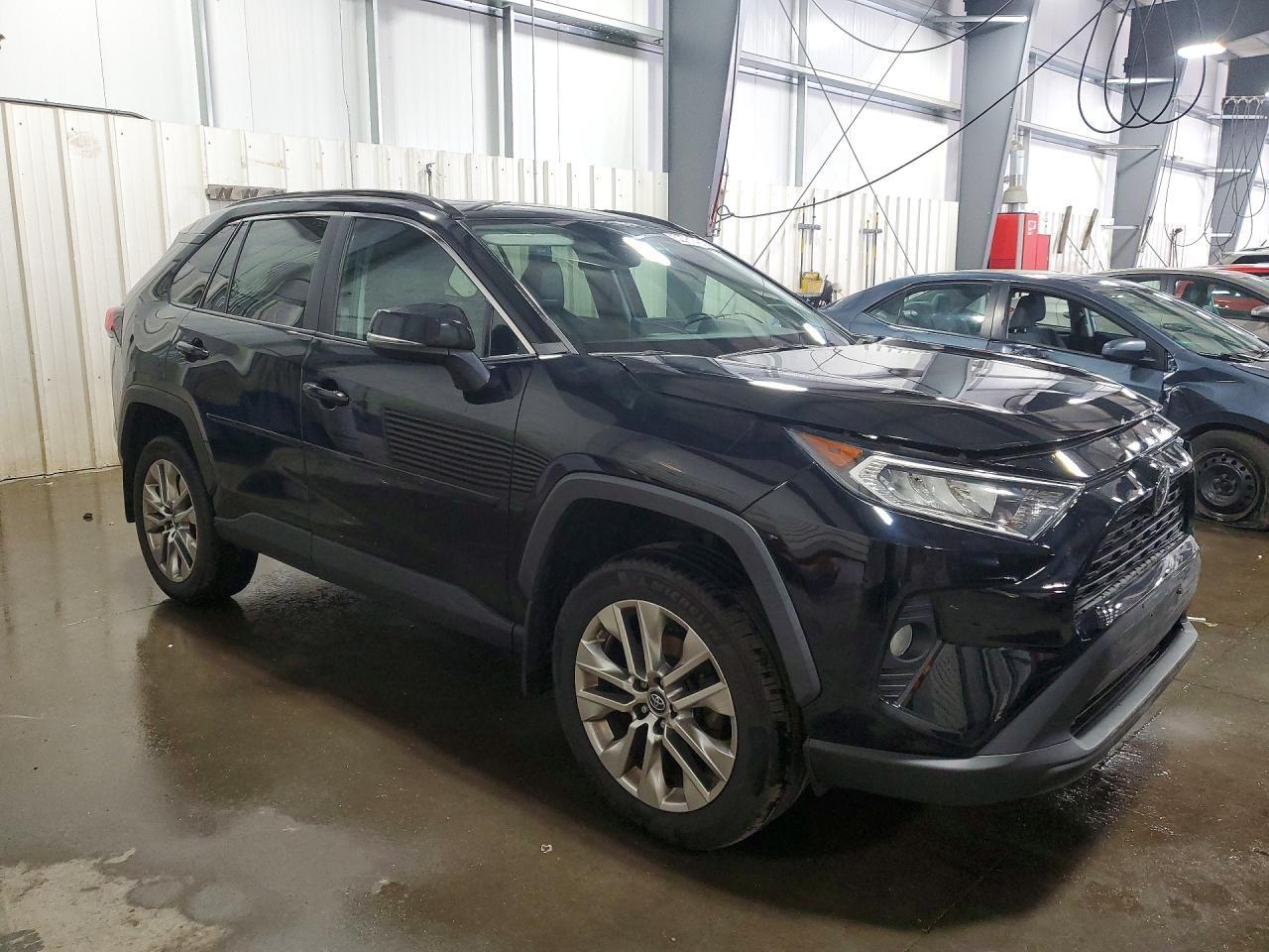 2019 Toyota Rav4 Xle Premium - Фото 4