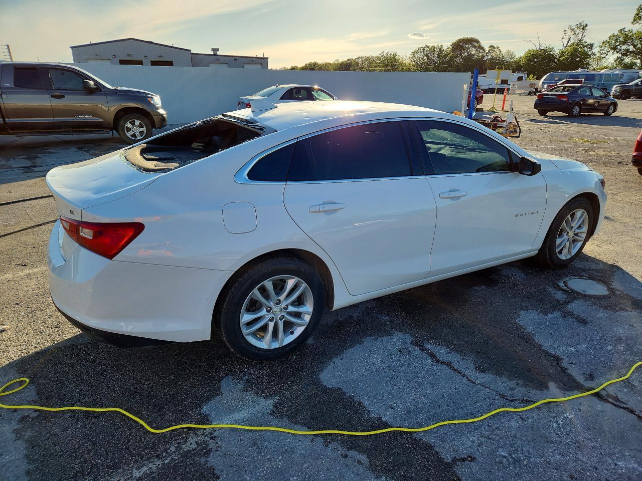2018 Chevrolet Malibu Lt - Фото 3
