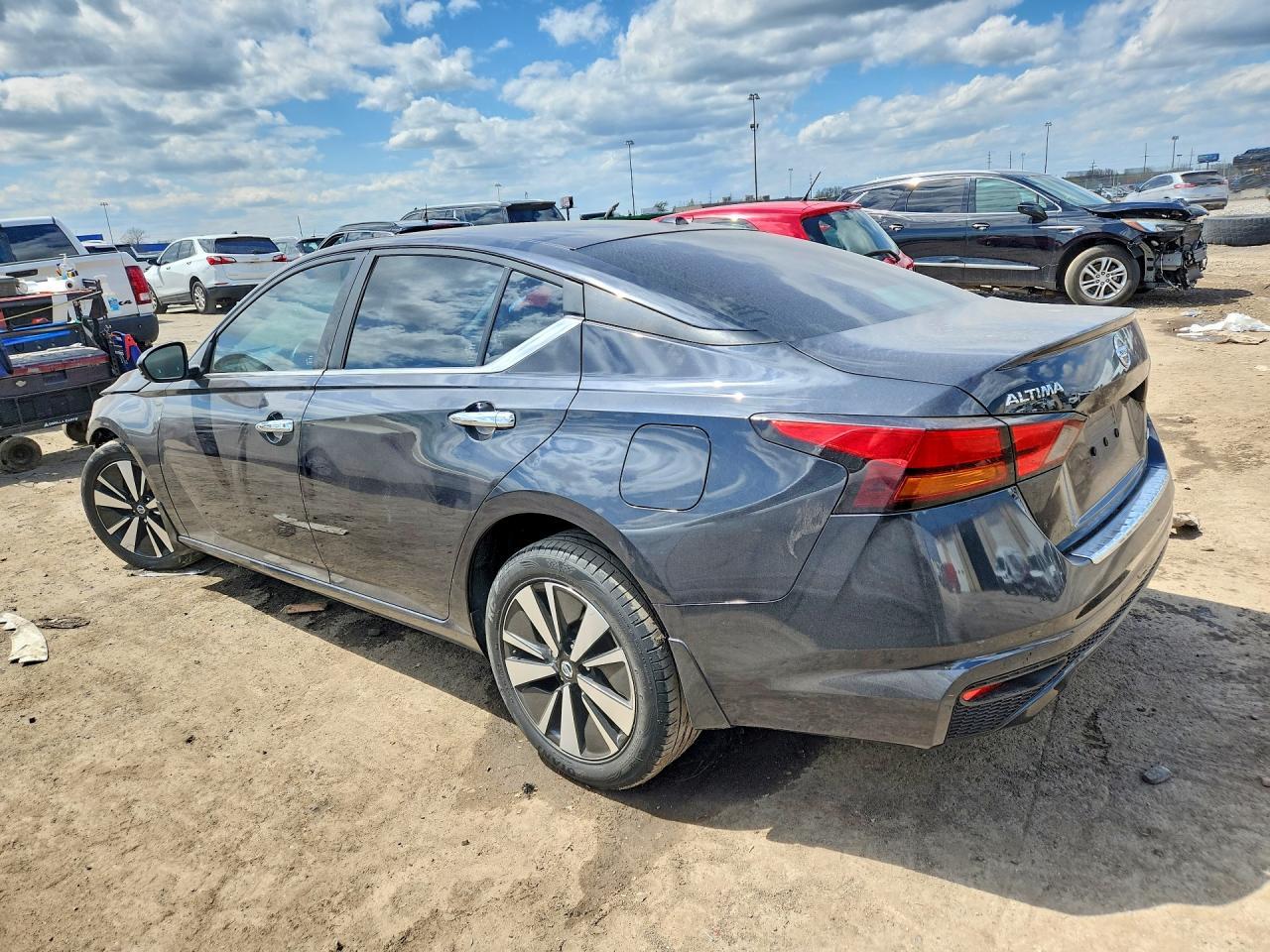 2021 Nissan Altima Sv - Фото 2