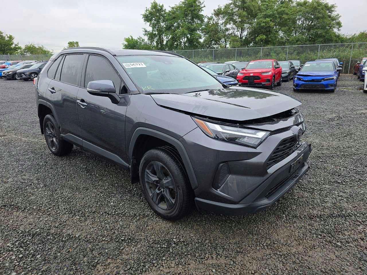 2023 Toyota Rav4 Xle - Image 3