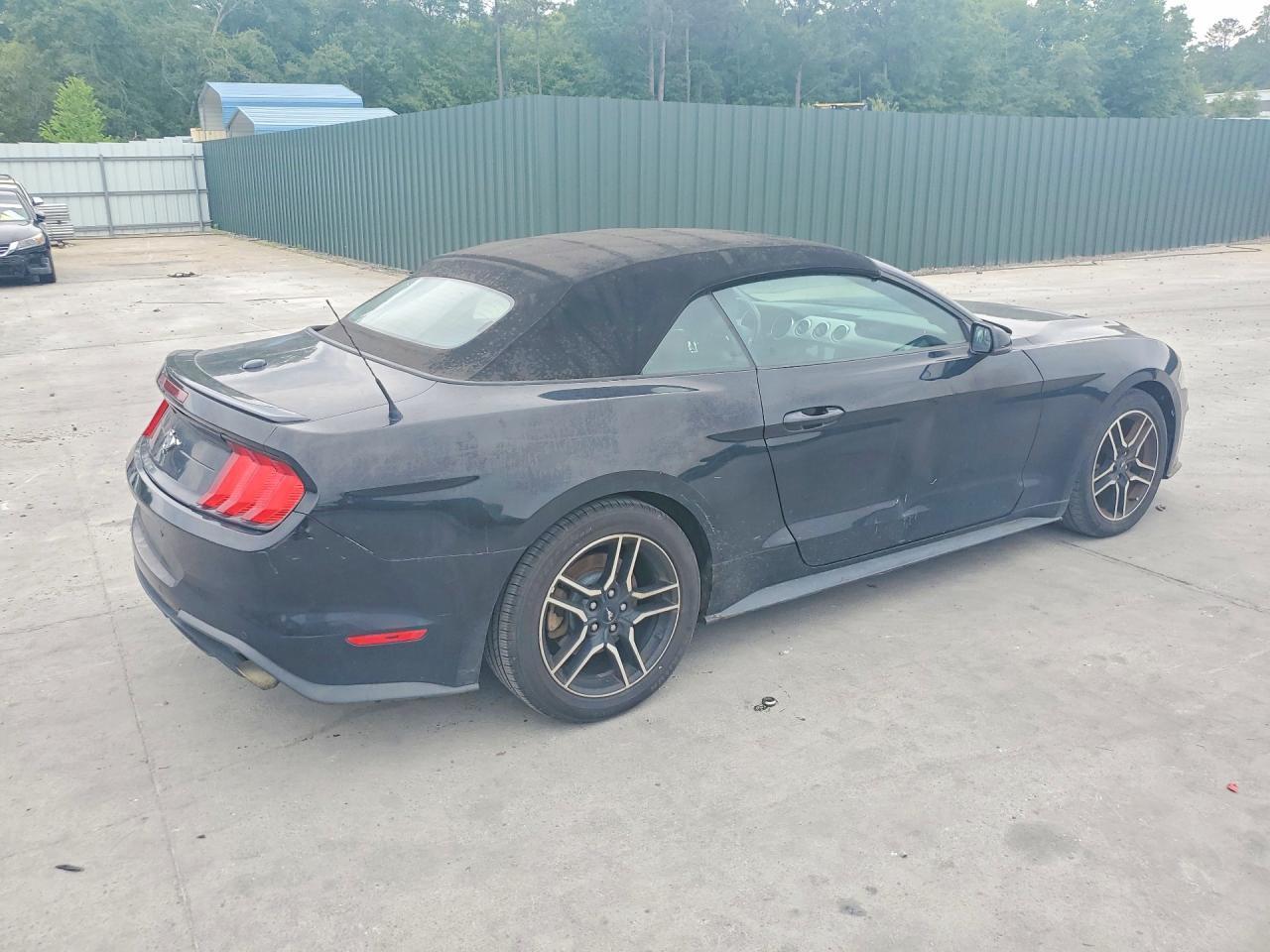 2018 Ford Mustang - Image 3