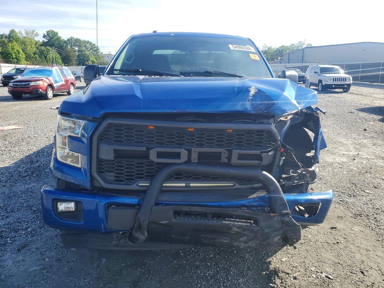 2017 Ford F150 Super Cab - Image 5