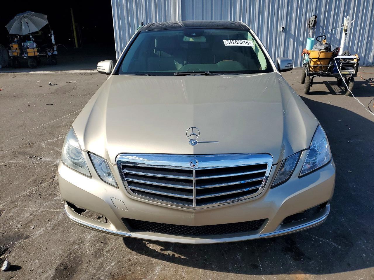 2010 Mercedes-Benz E 350 - Фото 5