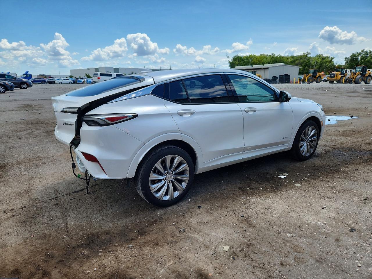 2024 Buick Envista Avenir - Image 3