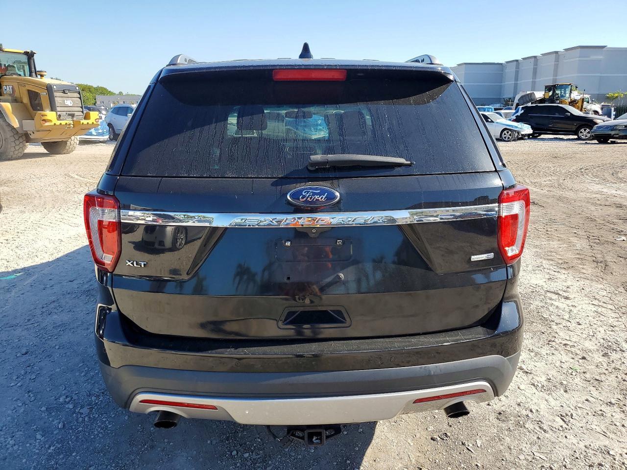 2016 Ford Explorer Xlt - Фото 6