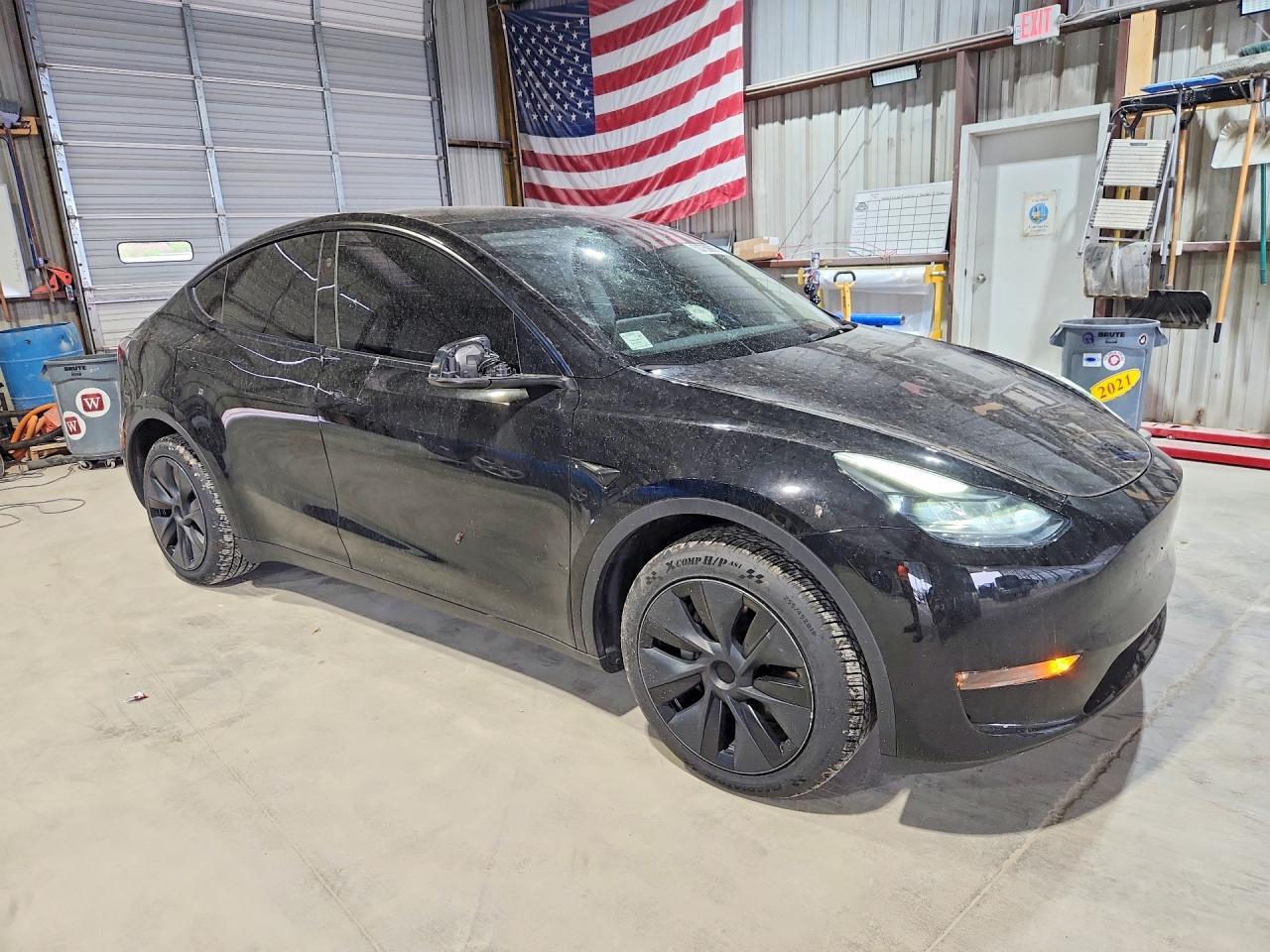 2024 Tesla Model Y - Фото 4
