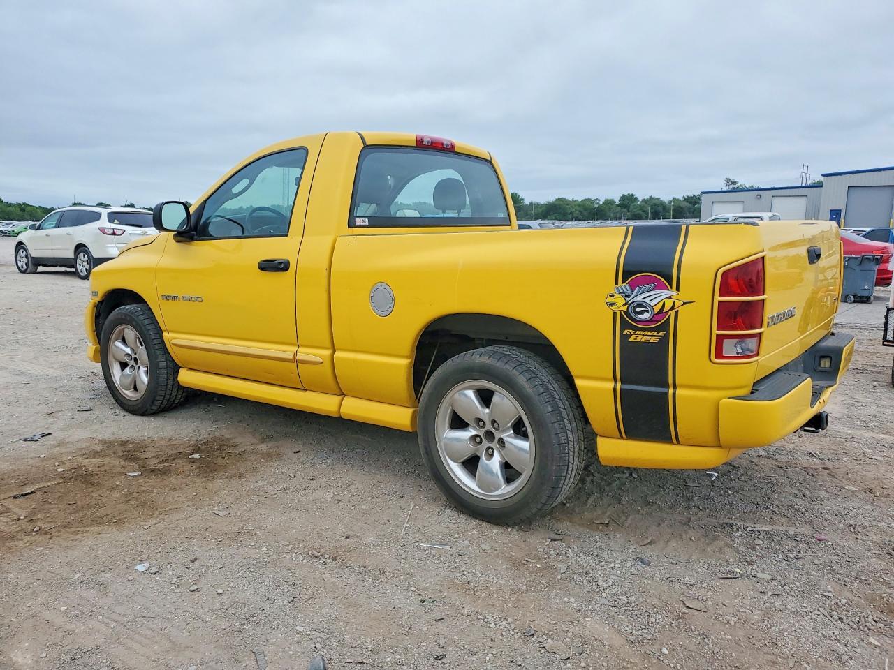 2004 Dodge Ram 1500 St - Image 2