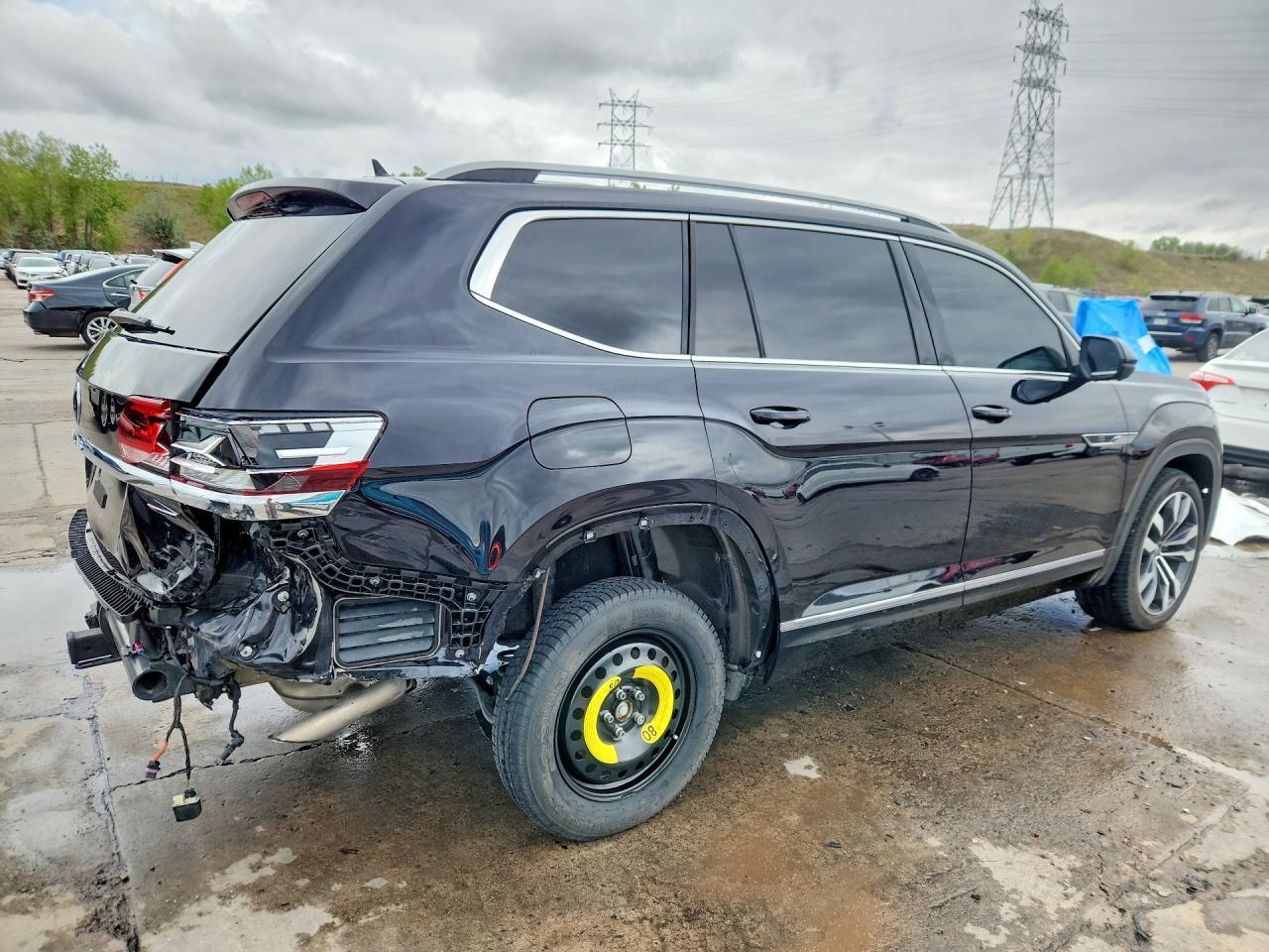 2022 Volkswagen Atlas Sel Premium R-Line - Фото 3
