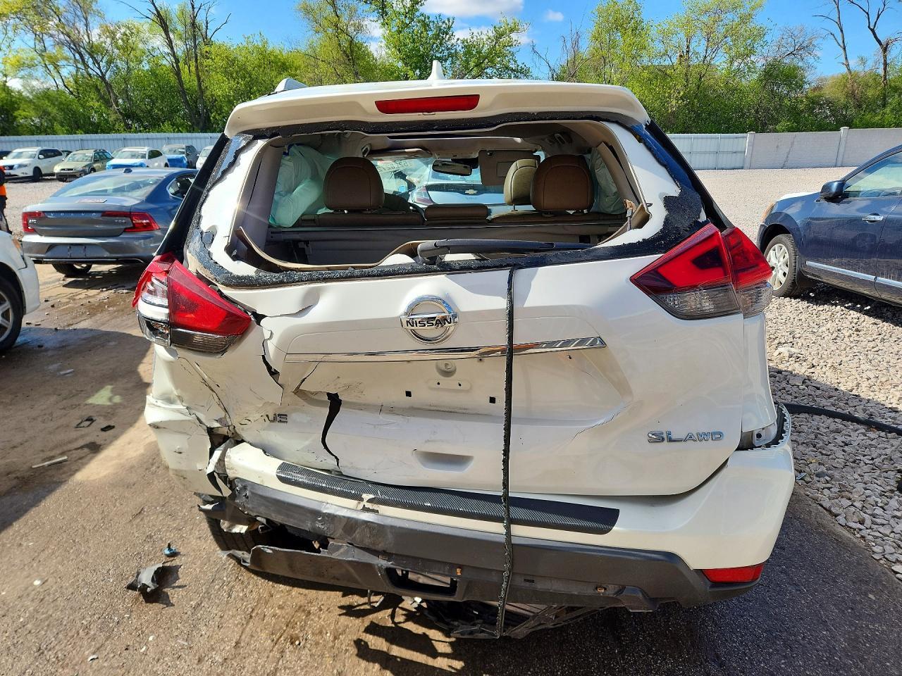 2017 Nissan Rogue S - Image 6