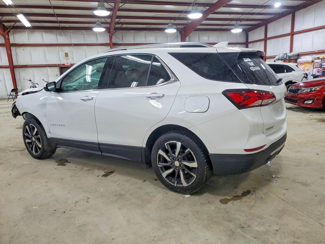 2022 Chevrolet Equinox Premier - Фото 2