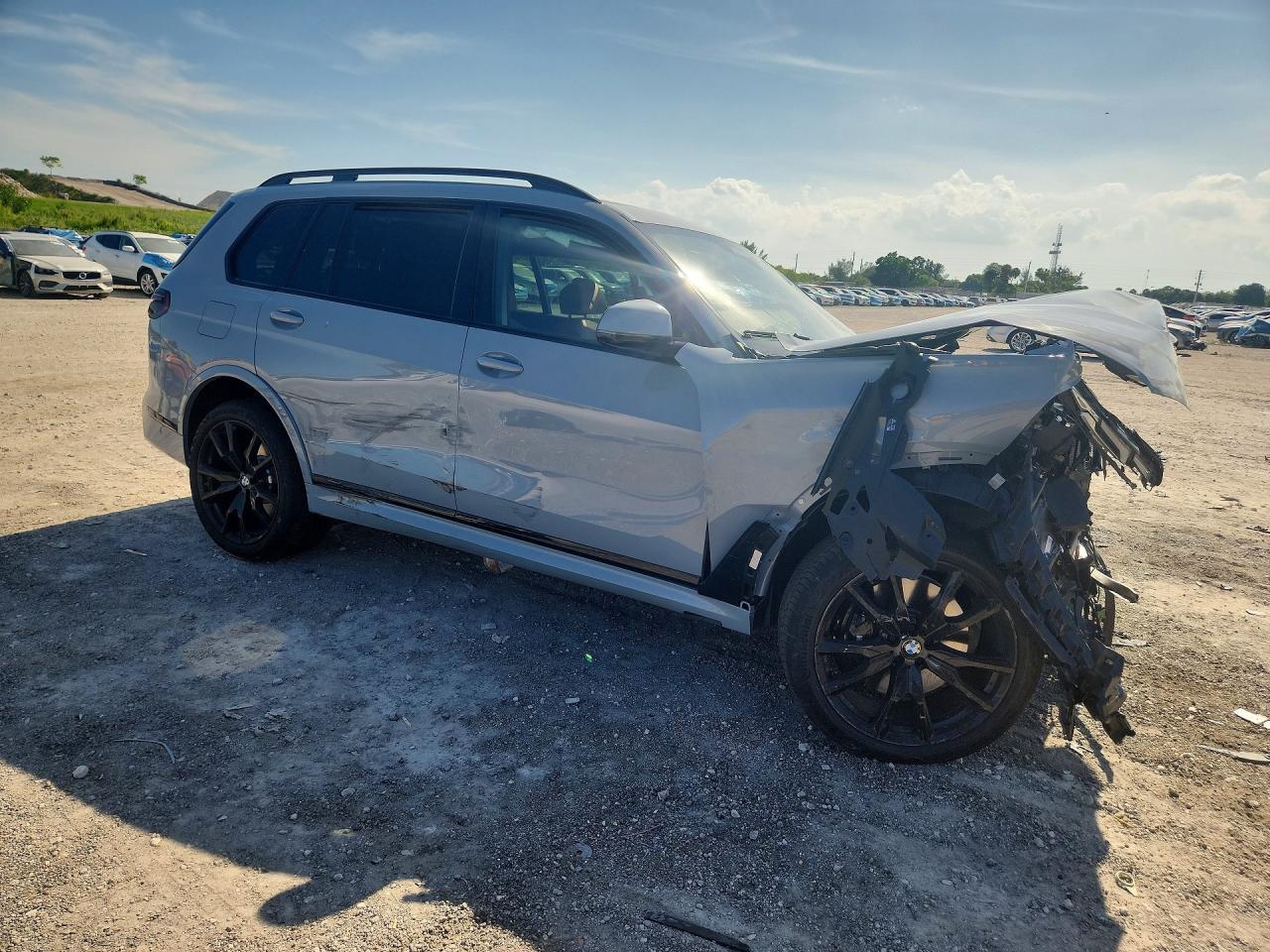 2026 BMW X7 xDrive40I - Фото 4