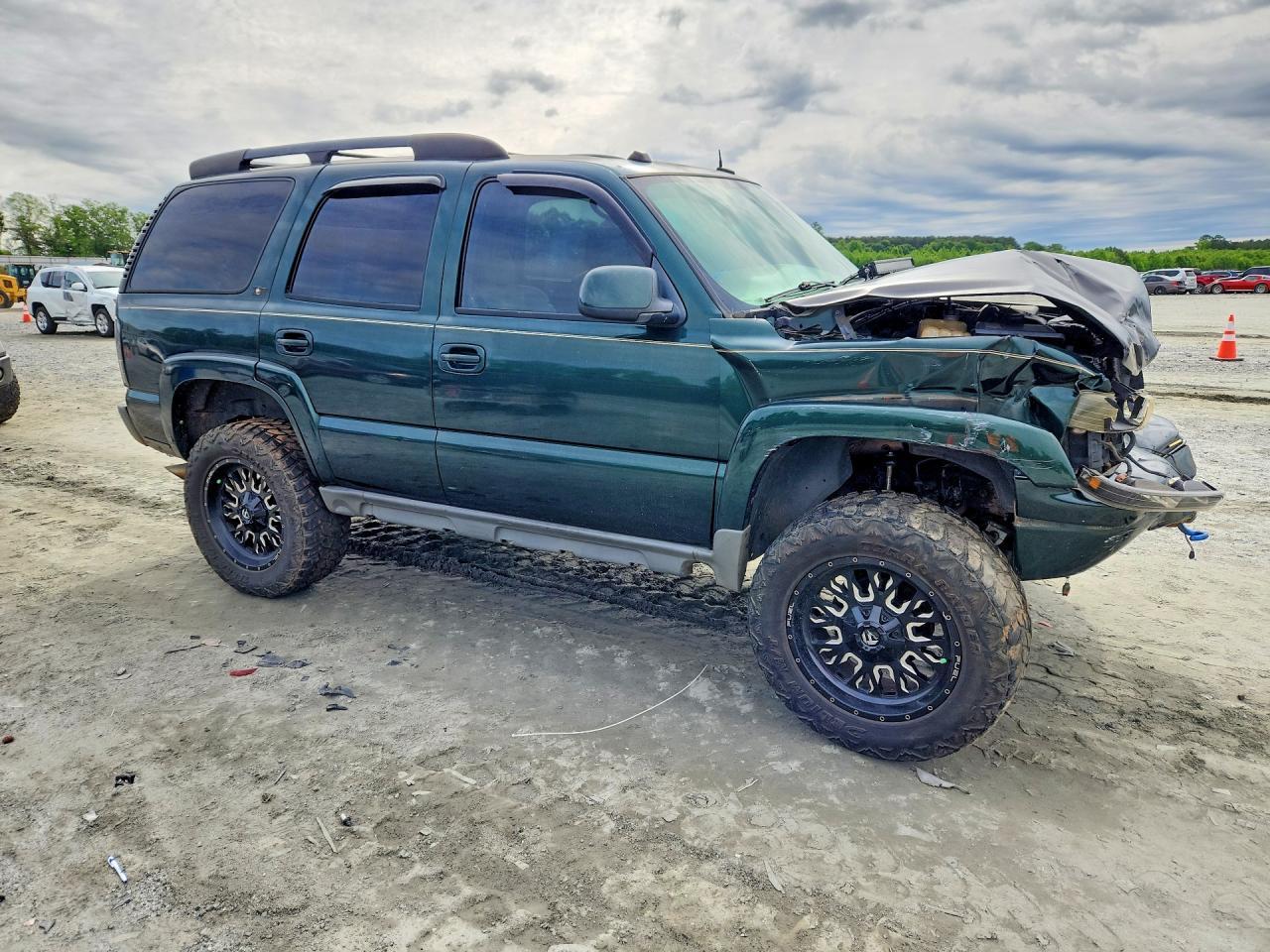 2004 Chevrolet Tahoe - Image 4