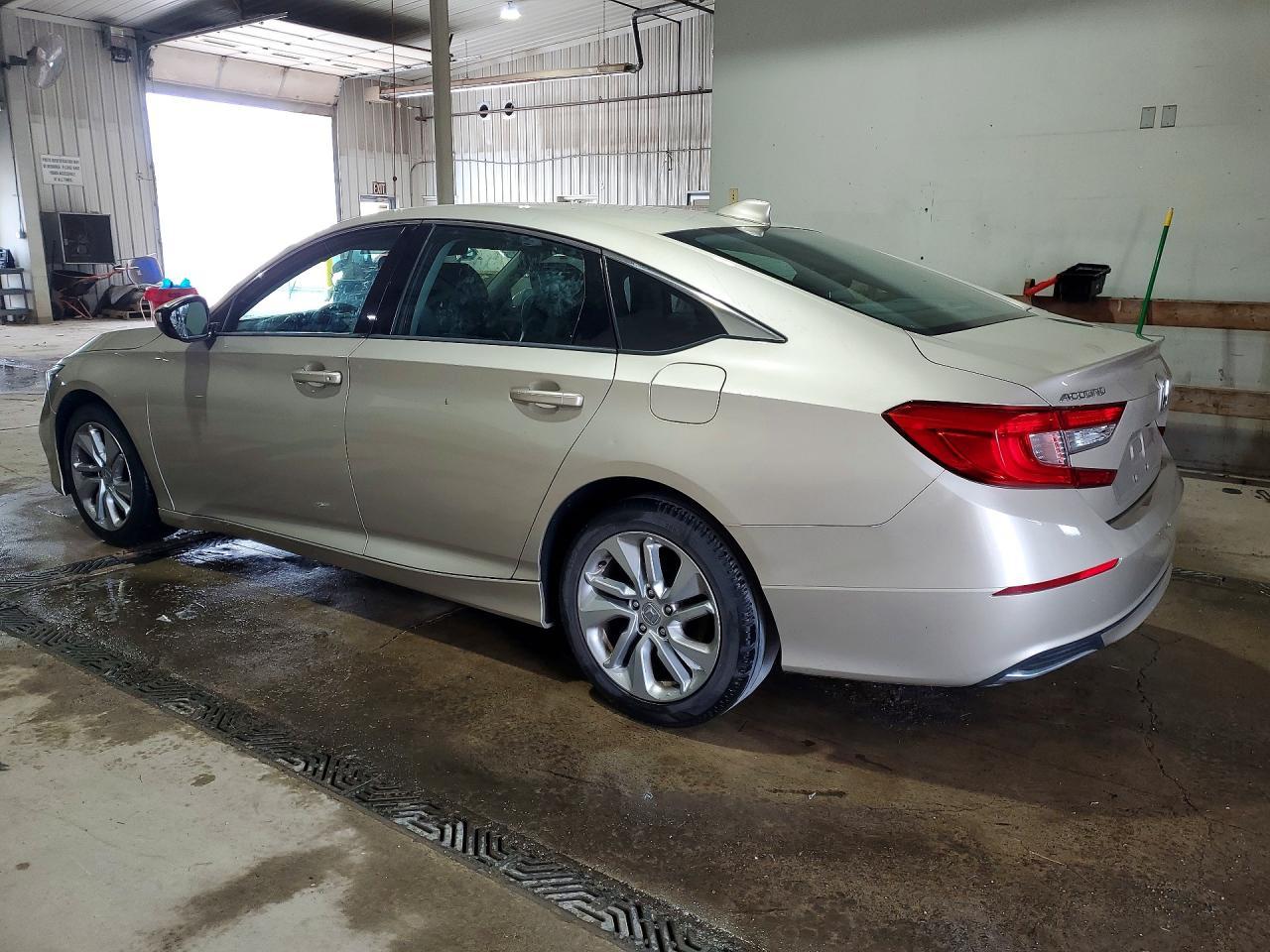 2019 Honda Accord Lx - Фото 2