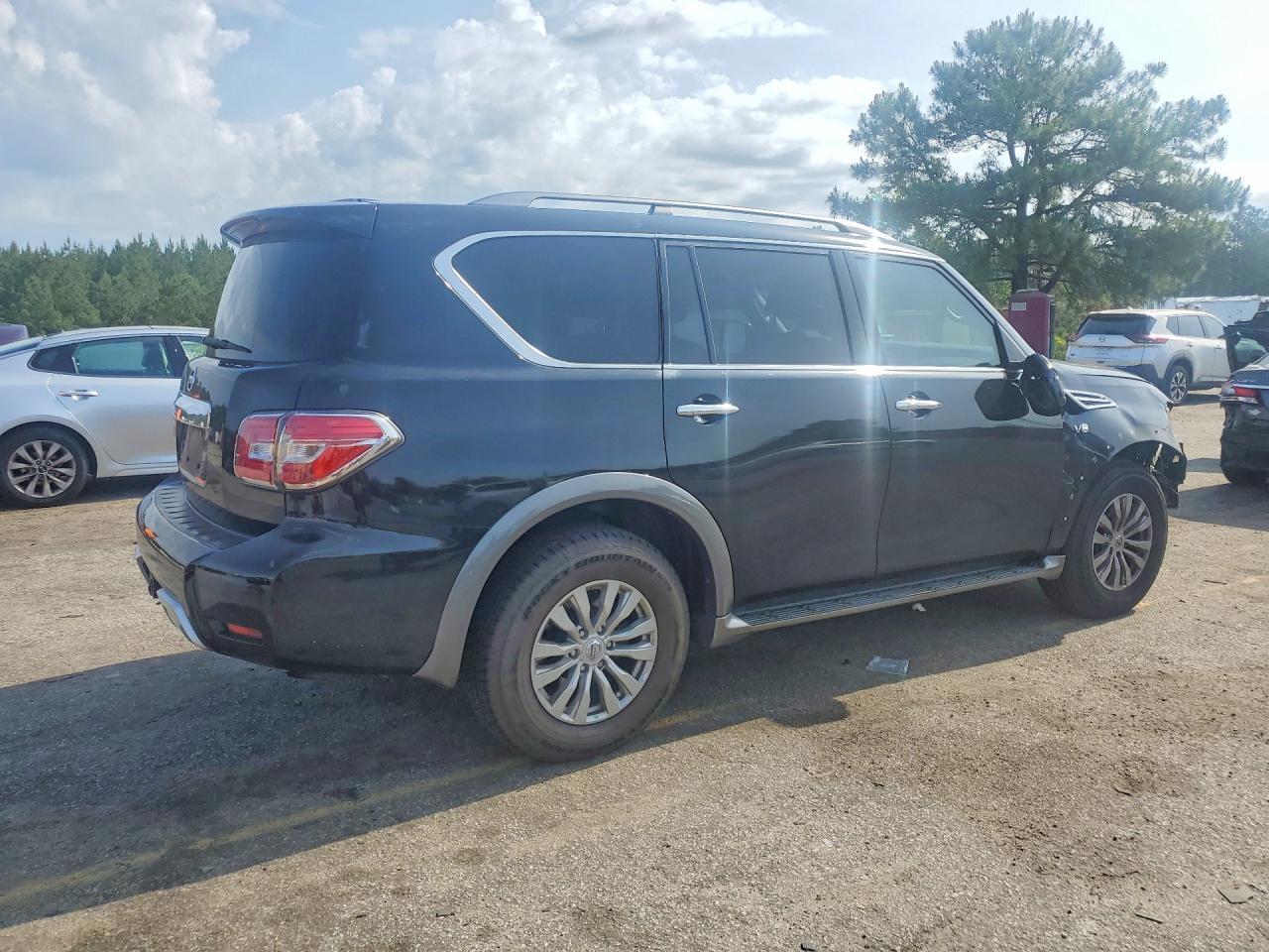 2017 Nissan Armada Sv - Фото 3