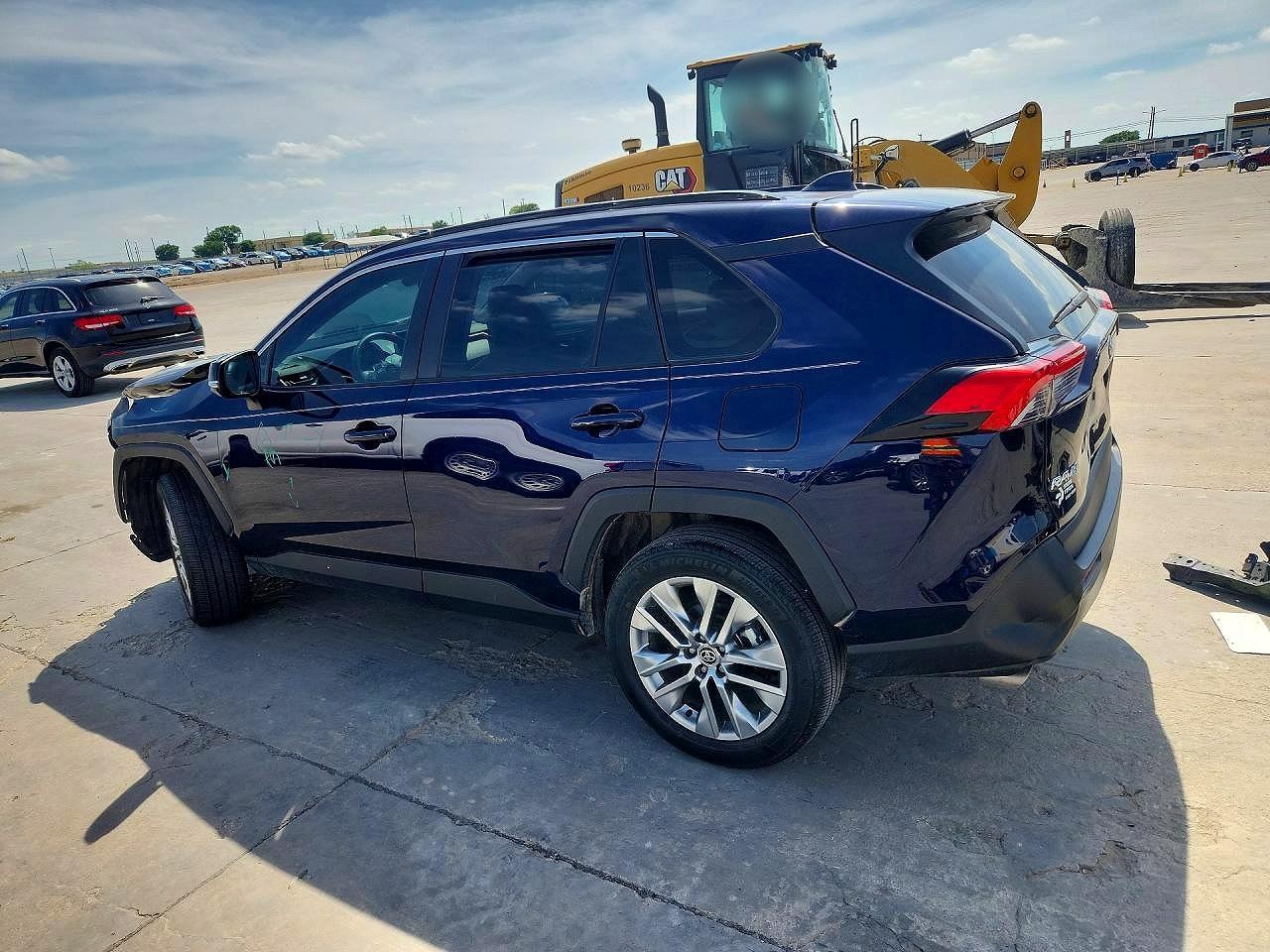 2024 Toyota Rav4 Xle Premium - Фото 2