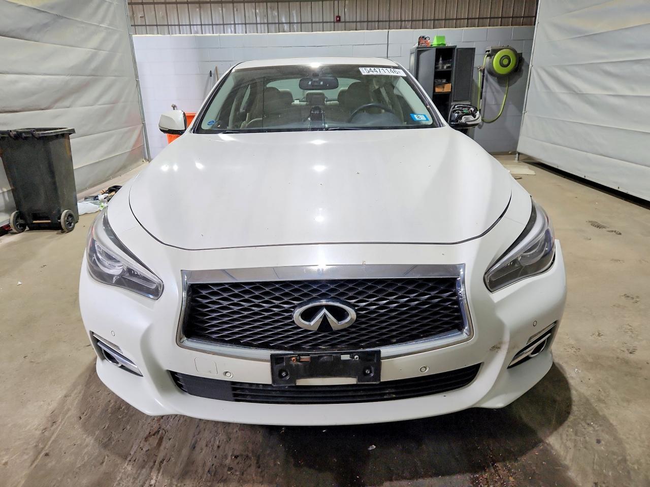 2017 Infiniti Q50 3.0T Premium - Image 5