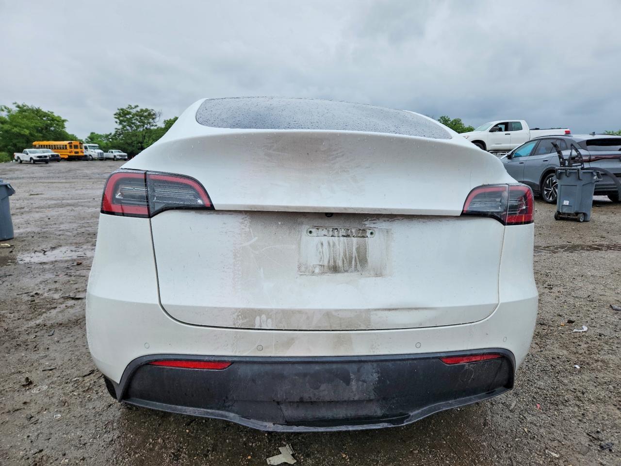 2022 Tesla Model Y - Фото 6
