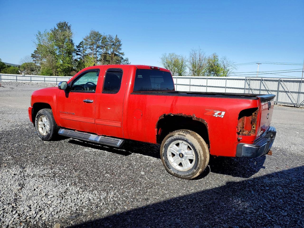 2011 Chevrolet Silverado K1500 Lt - Фото 2
