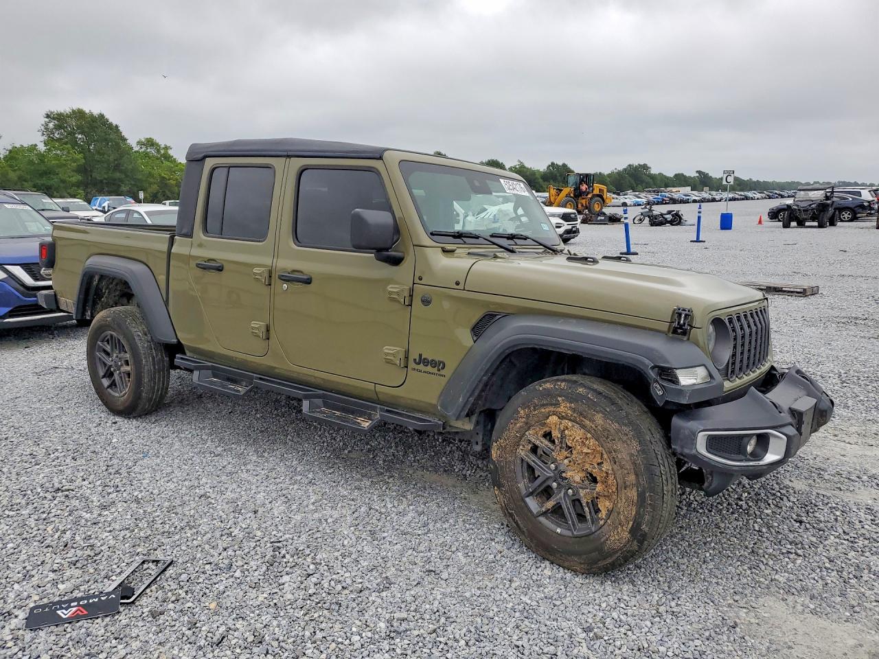 2025 Jeep Gladiator Sport - Image 4