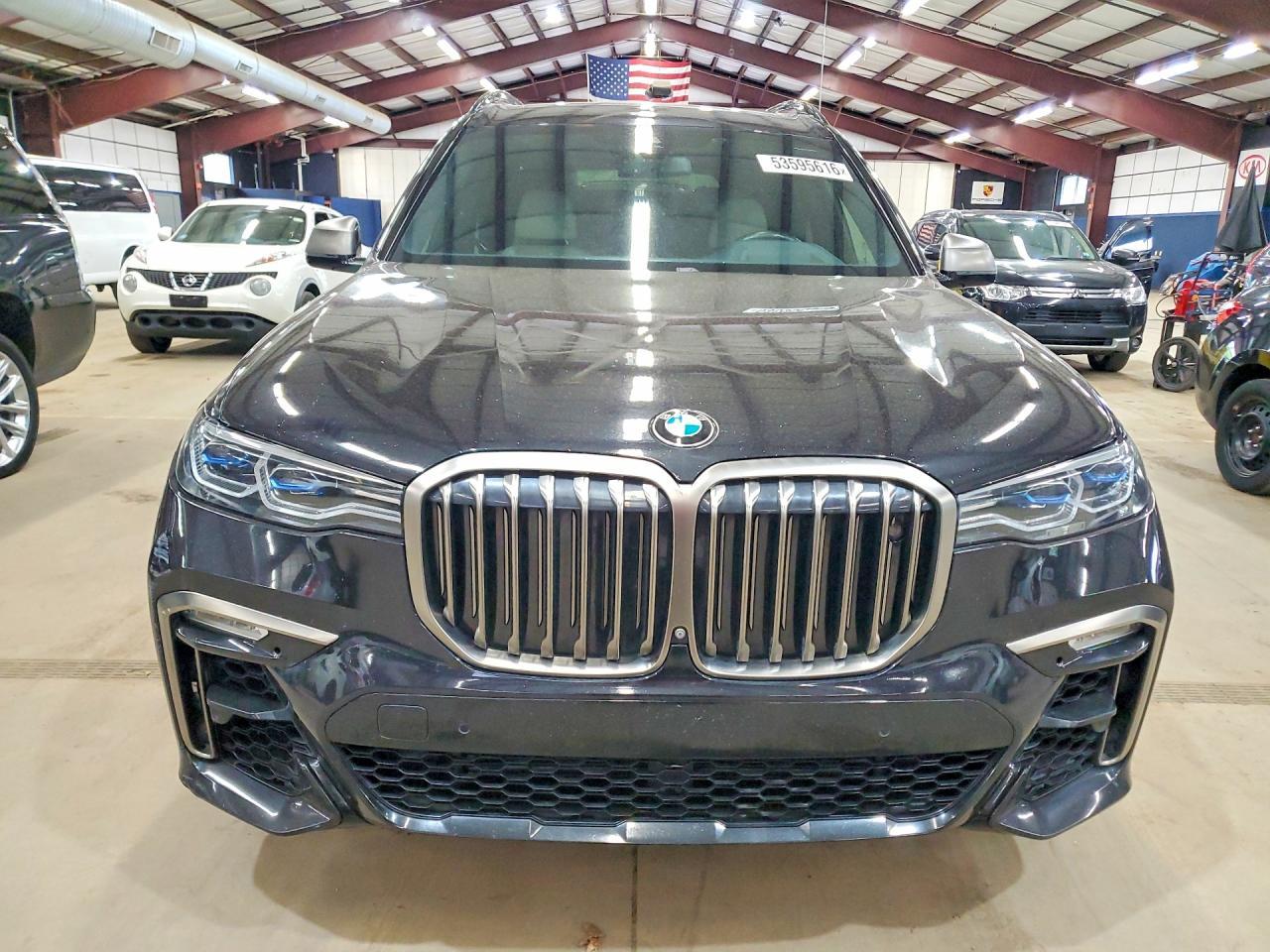 2020 BMW X7 M50I - Фото 5
