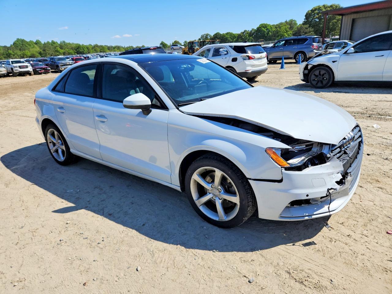 2016 Audi A3 Premium - Image 4