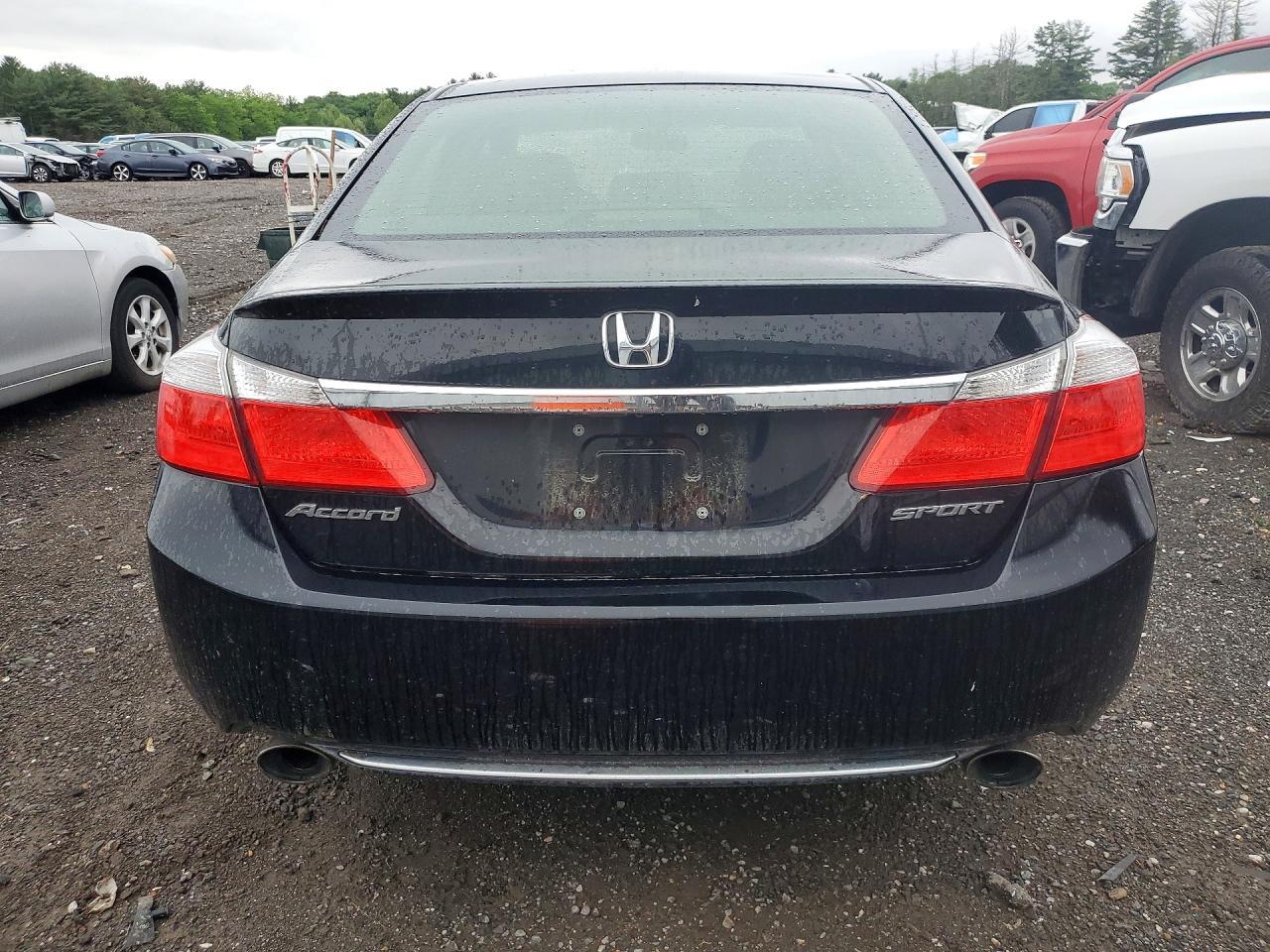 2014 Honda Accord Sport - Image 6