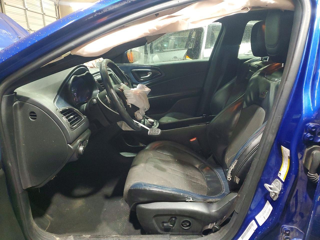 2015 Chrysler 200 S - Фото 7
