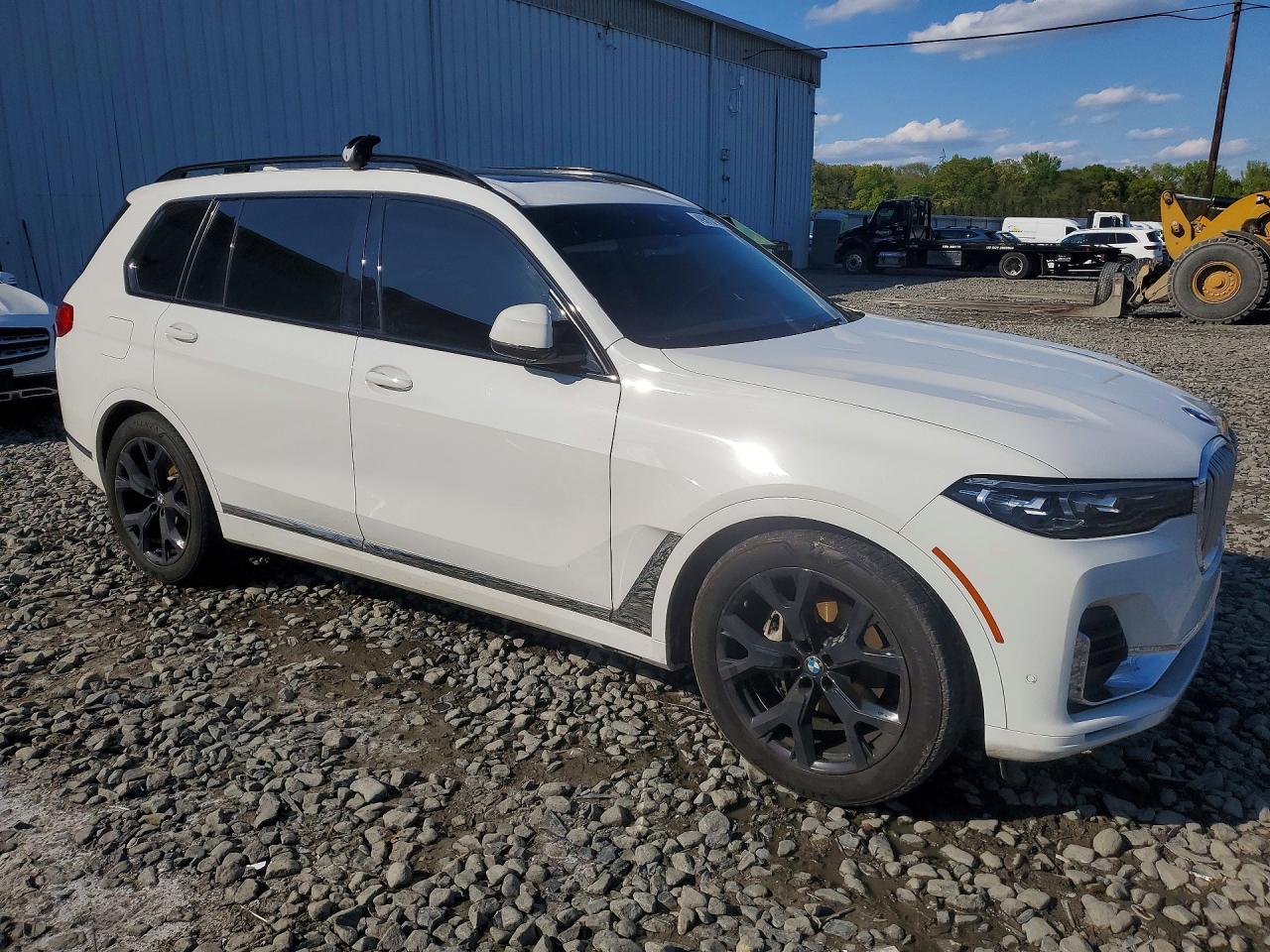 2022 BMW X7 xDrive40I - Фото 4