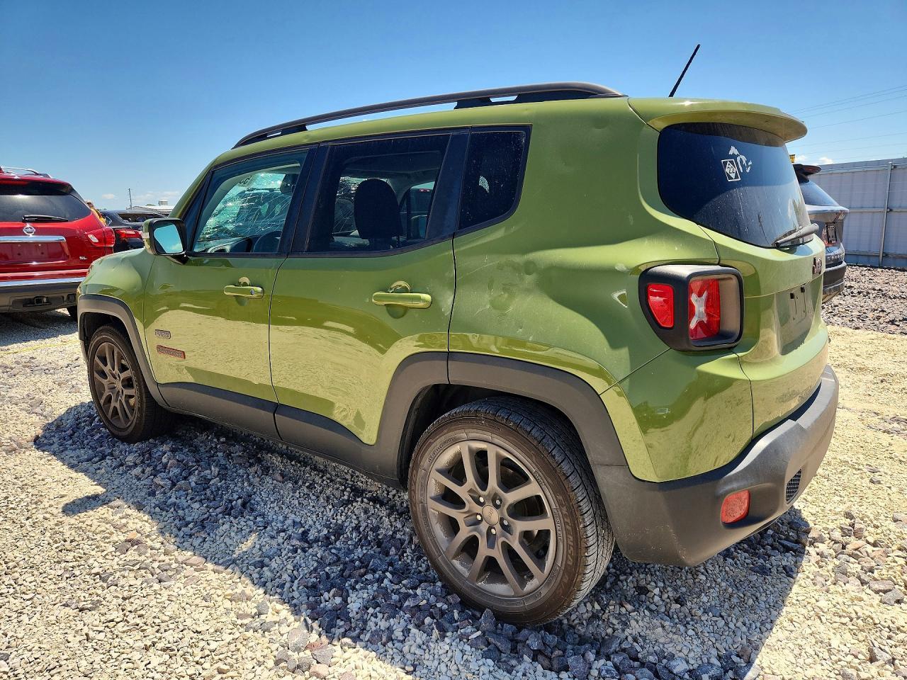 2016 Jeep Renegade Latitude - Фото 2