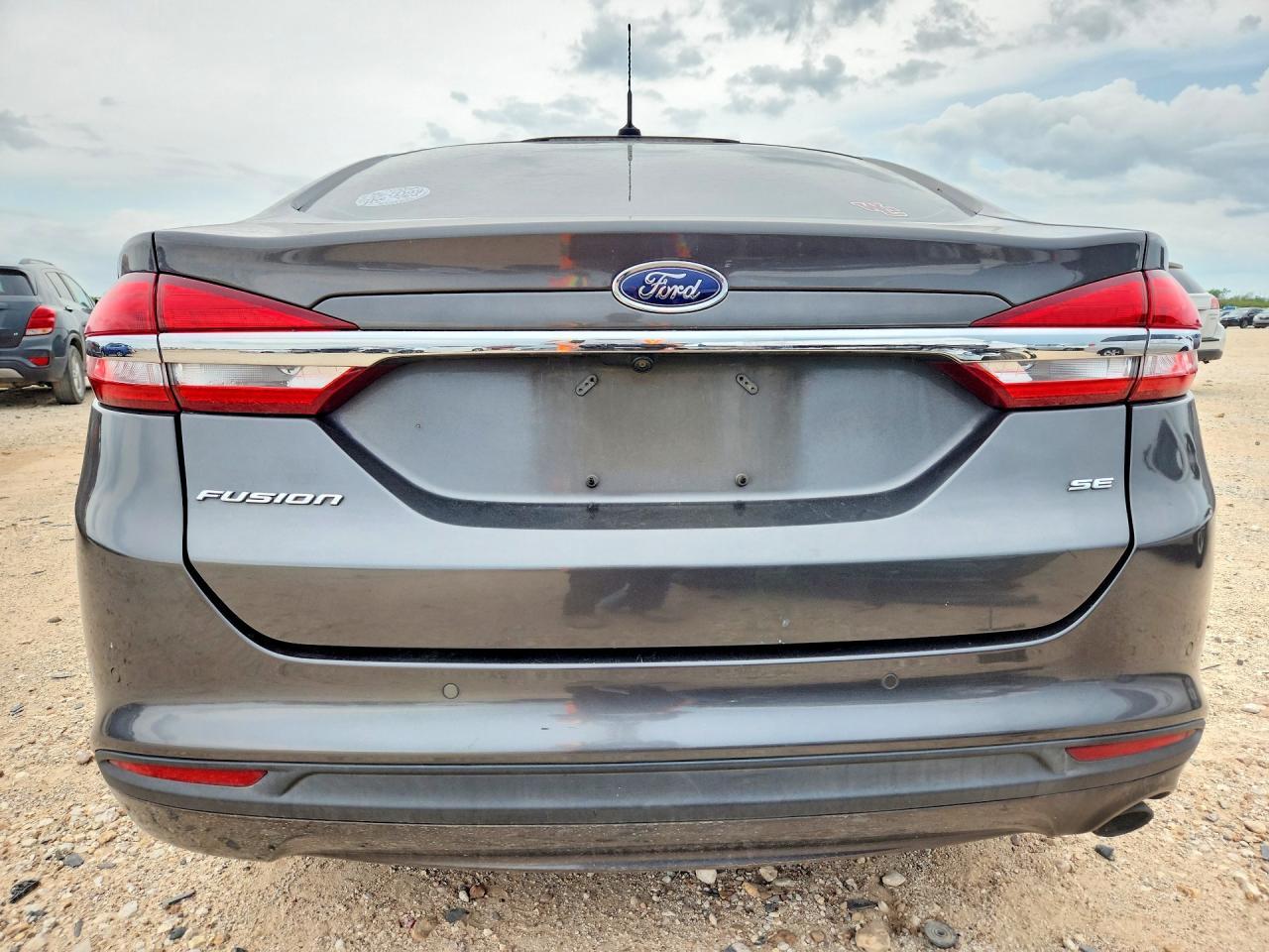 2018 Ford Fusion Se - Фото 6