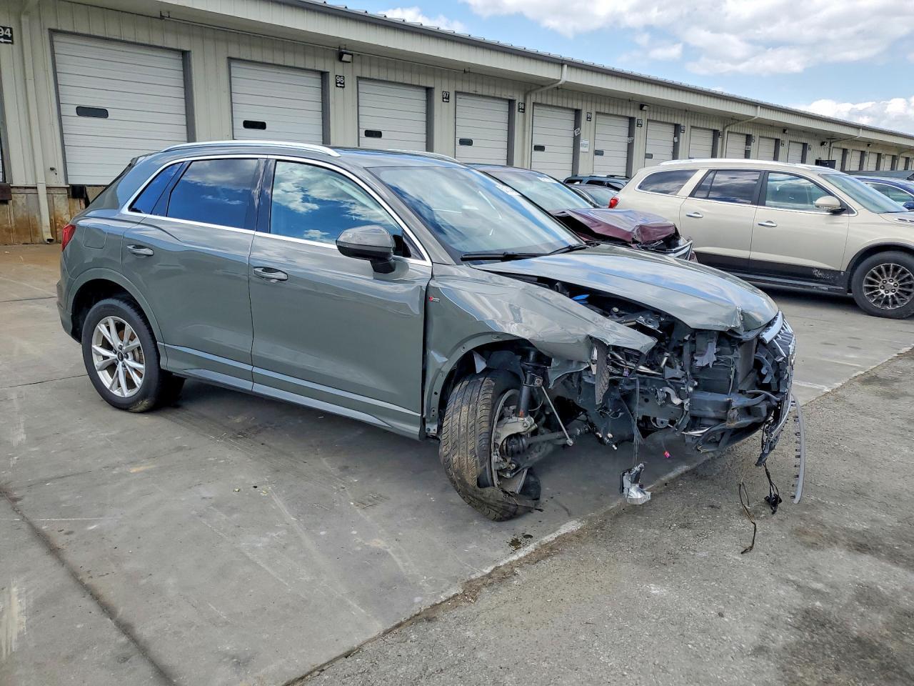 2025 Audi Q3 Premium S Line 45 - Фото 4