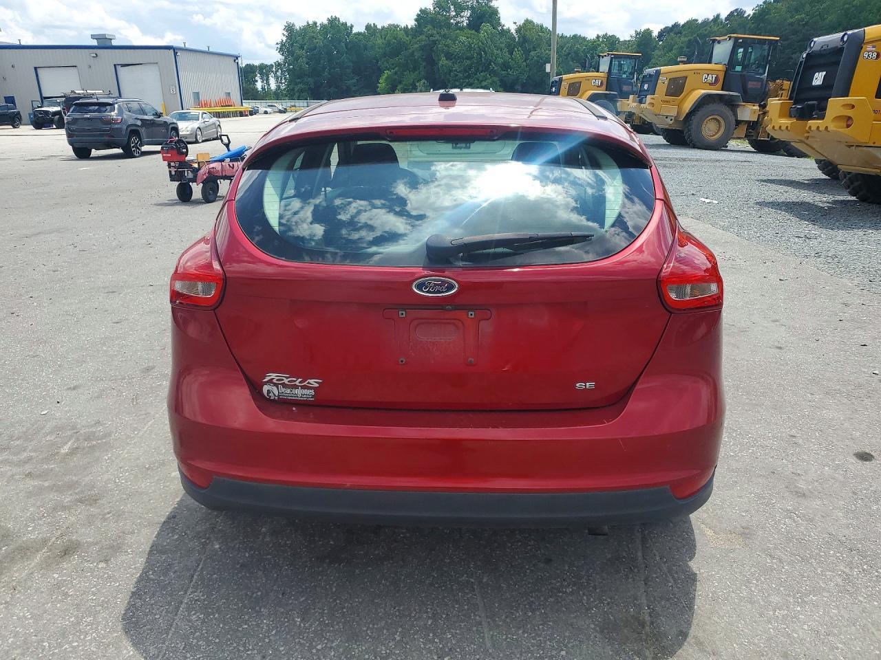 2017 Ford Focus Se - Image 6