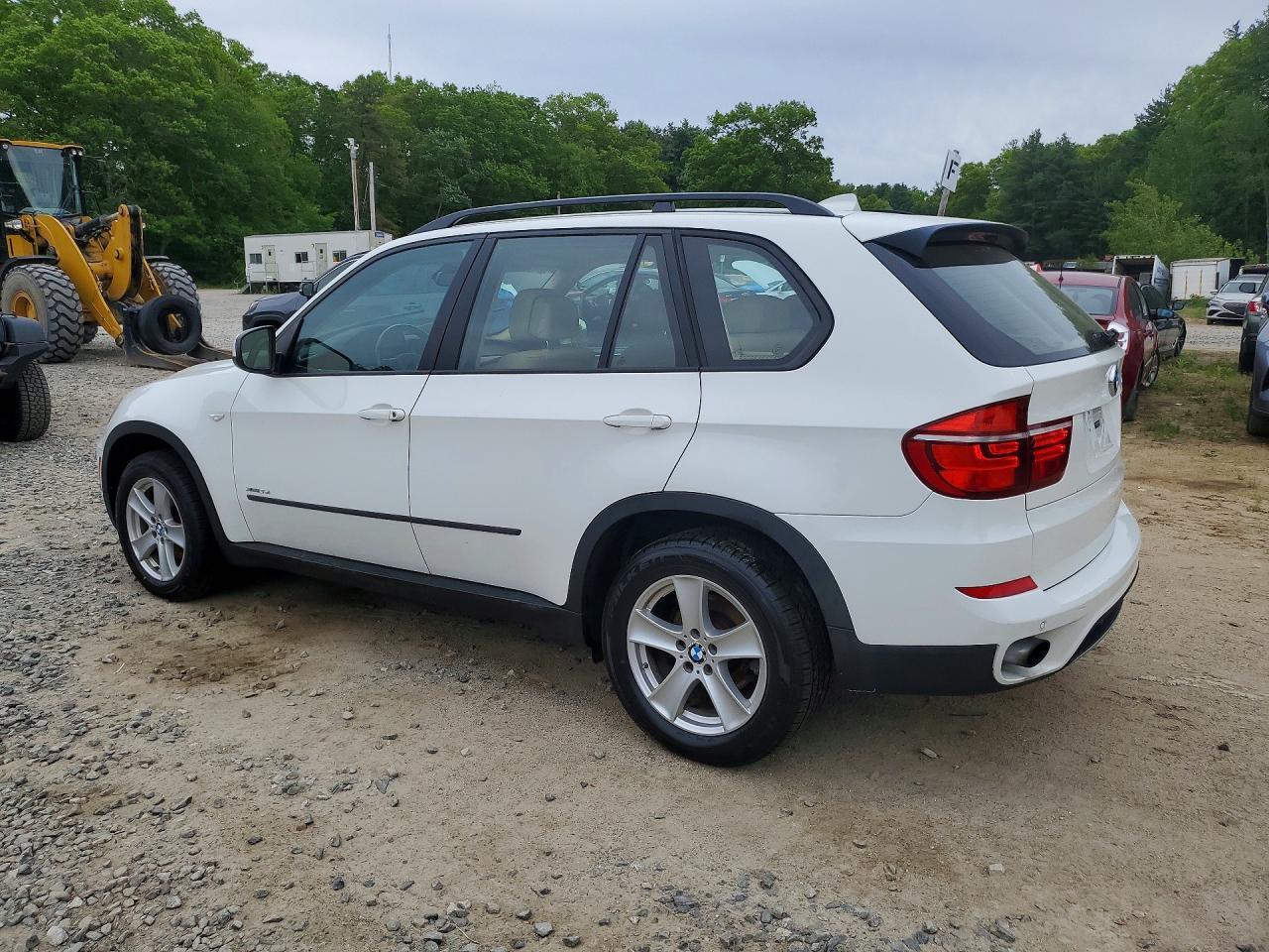 2012 BMW X5 xDrive35I - Фото 2