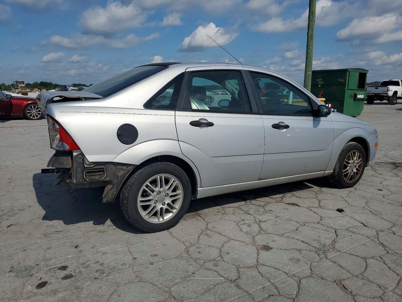 2006 Ford Focus Zx4 - Image 3