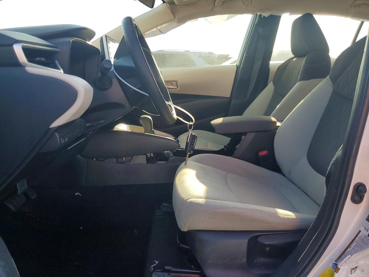2021 Toyota Corolla Le - Фото 7