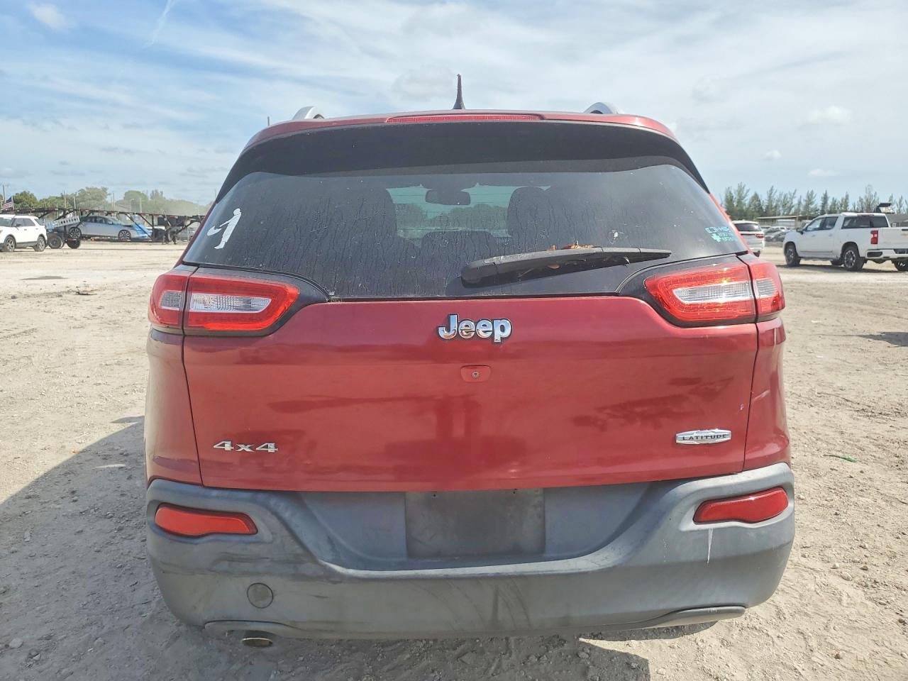 2015 Jeep Cherokee Latitude - Фото 6