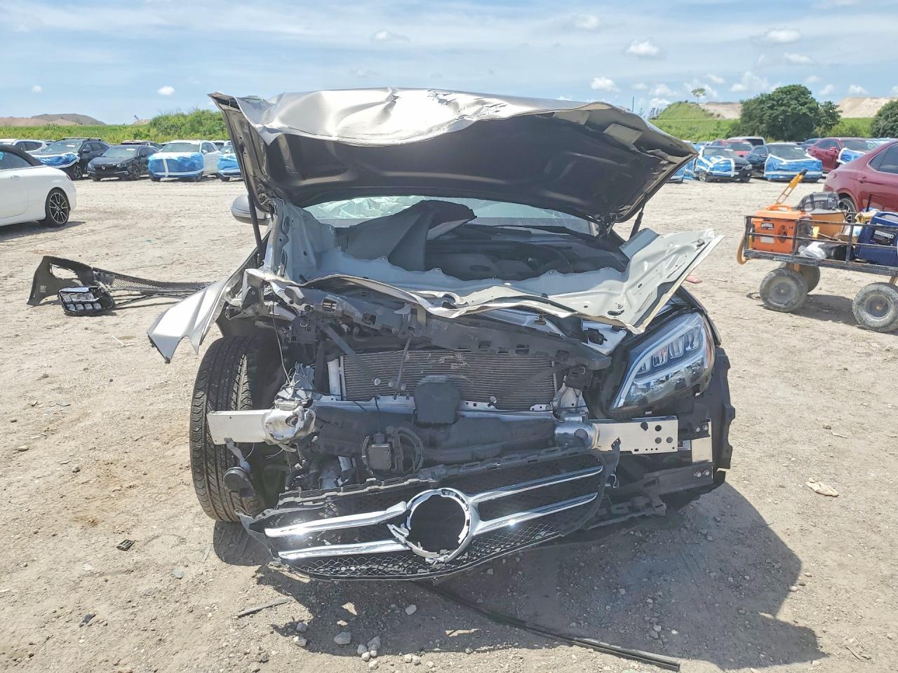 2019 Mercedes-Benz C 300 4Matic - Image 5