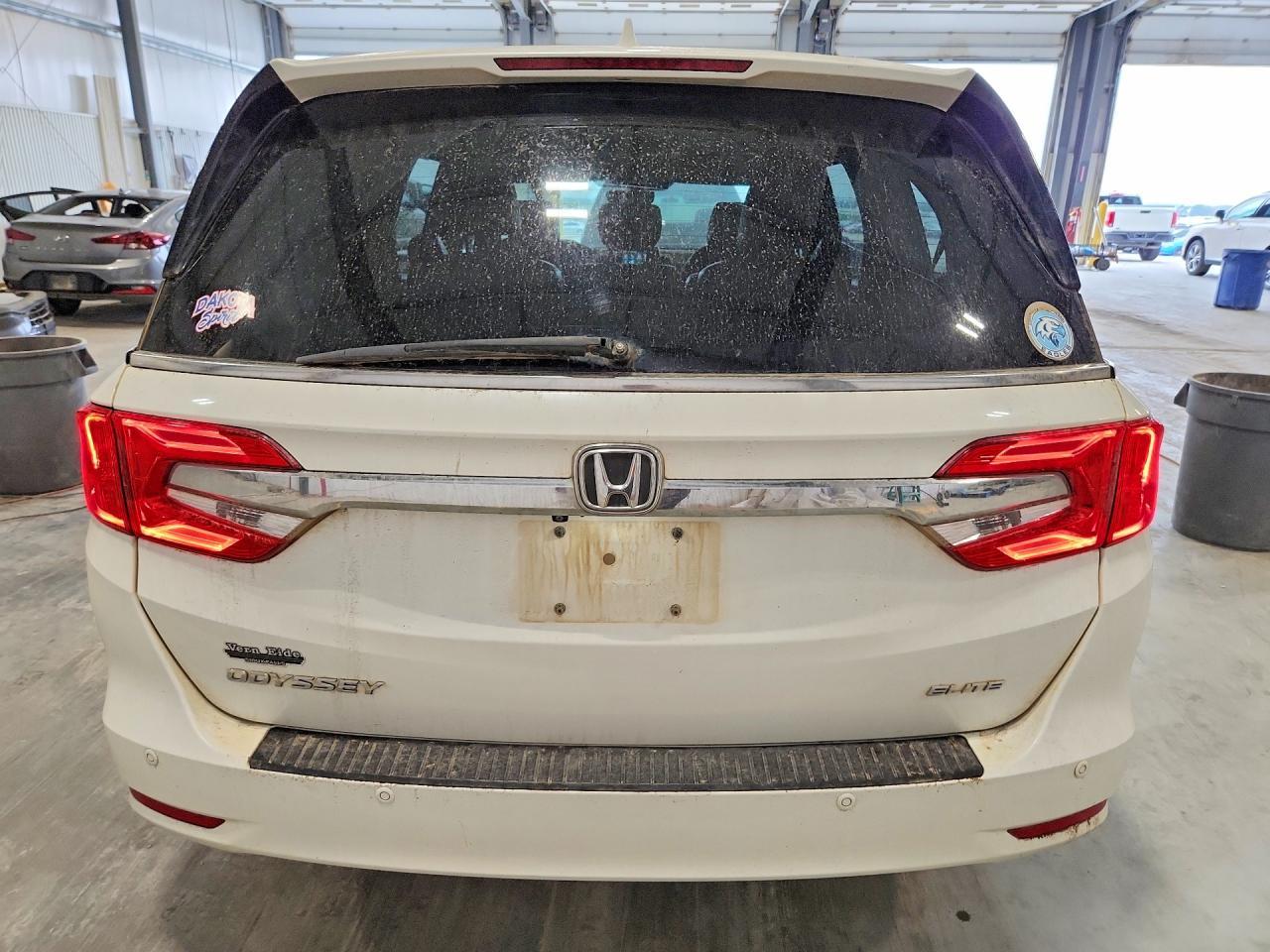2018 Honda Odyssey Elite - Фото 6