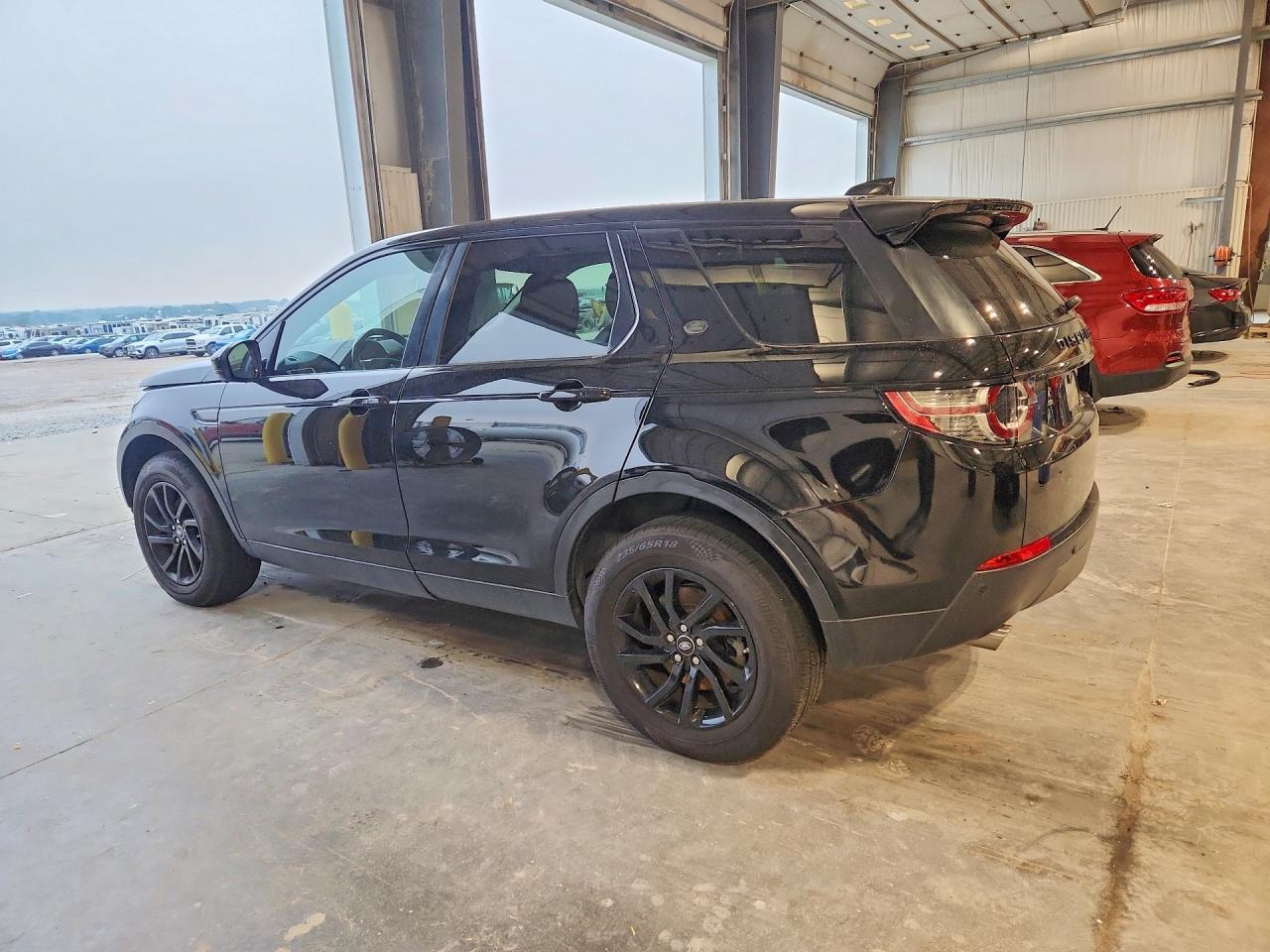 2018 Land Rover Discovery Sport Hse - Image 2