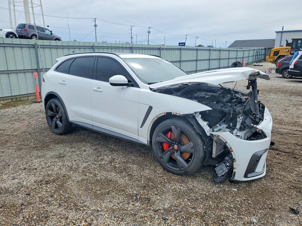 2022 Jaguar F-Pace Svr - Image 4
