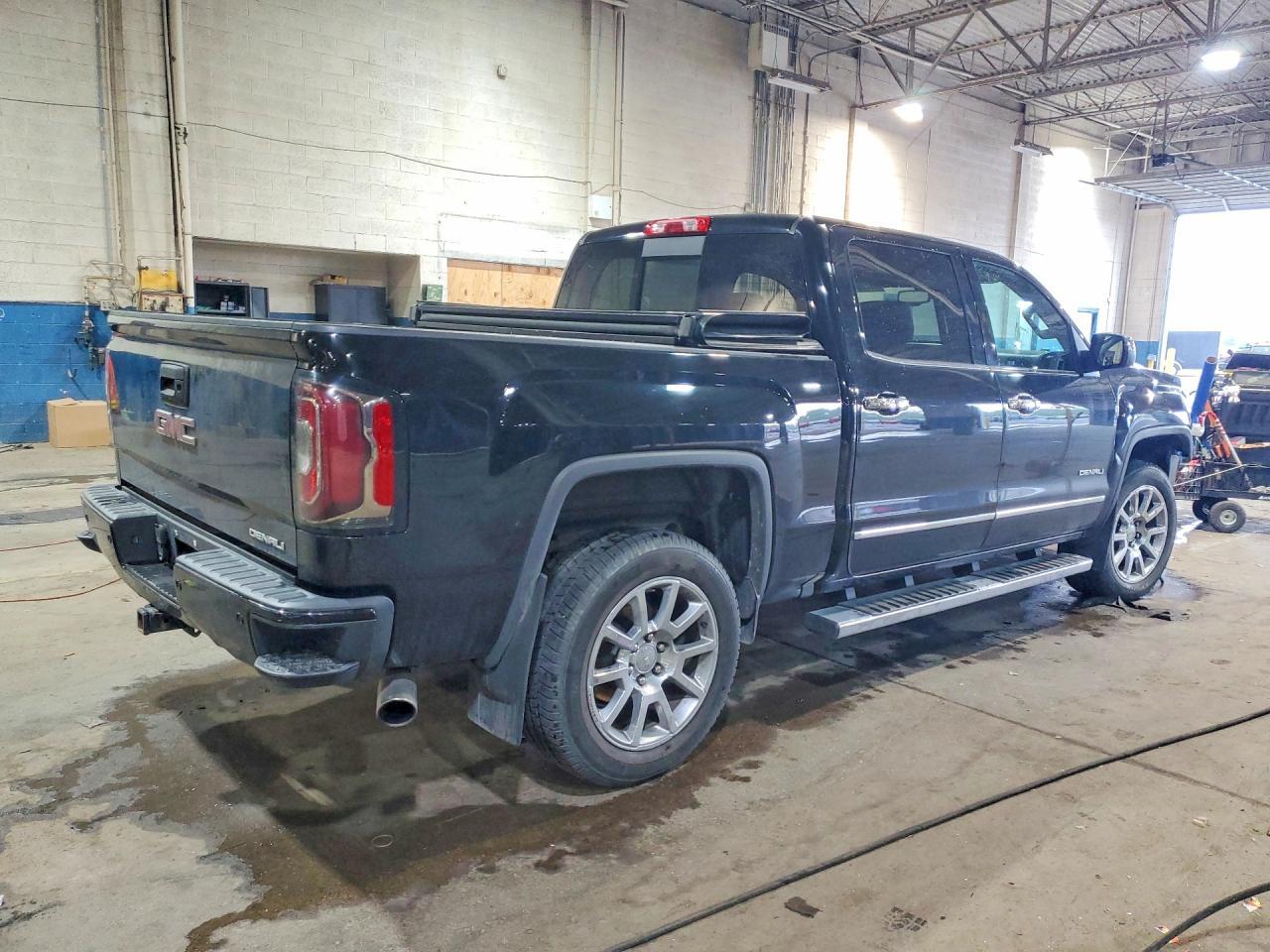 2018 GMC Sierra K1500 Denali - Image 3
