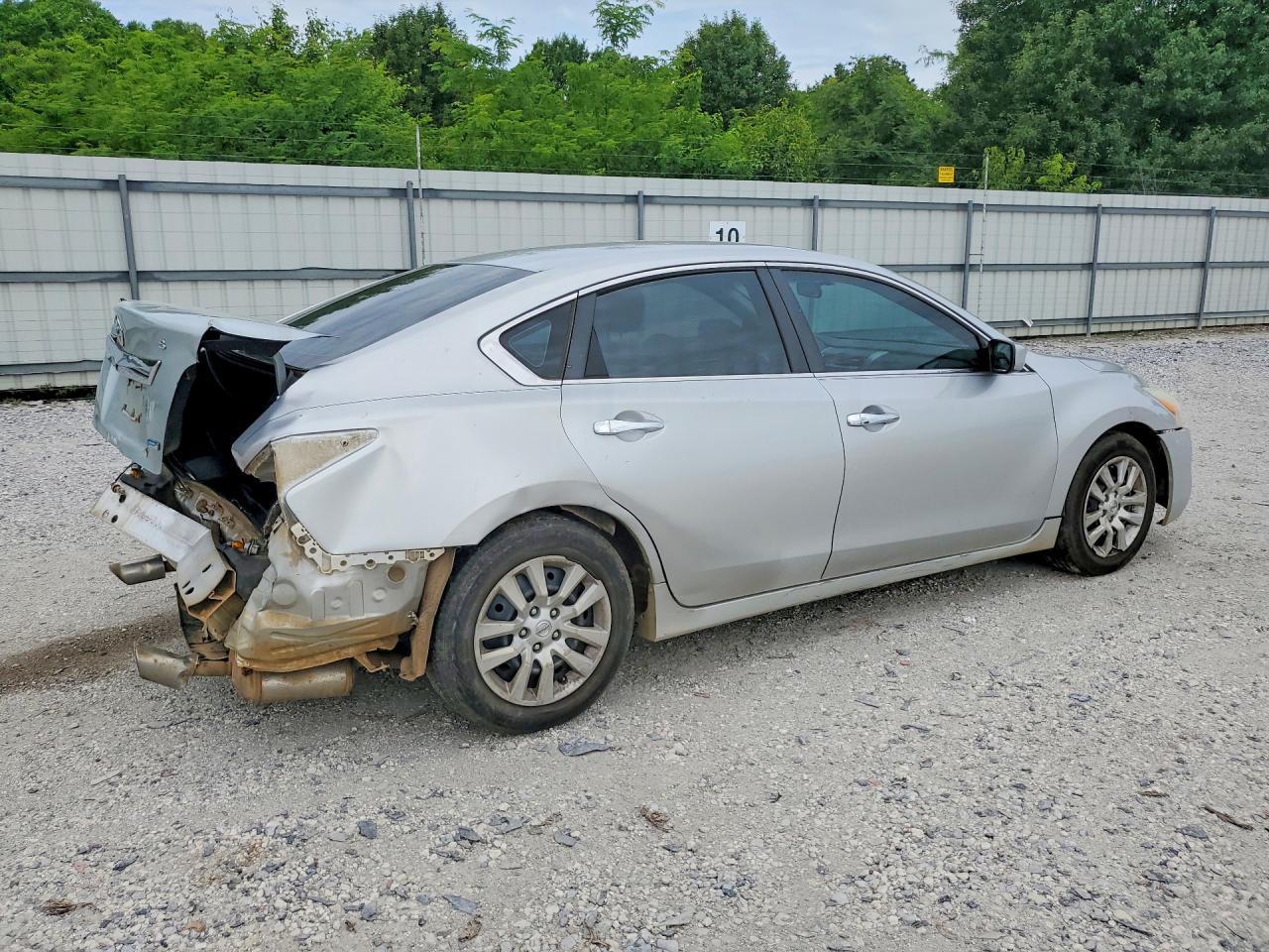 2013 Nissan Altima - Image 3