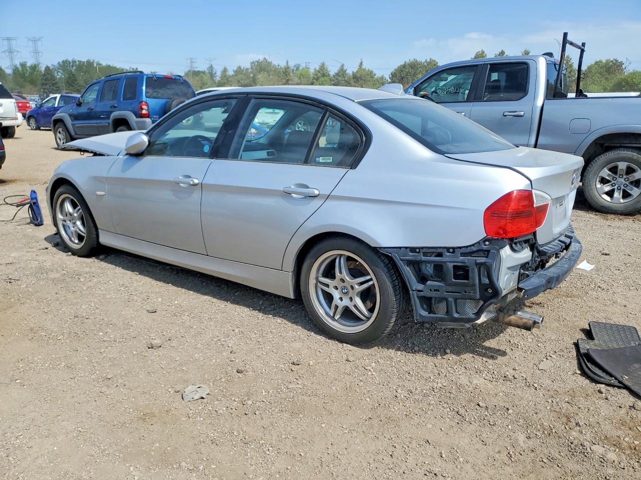 2007 BMW 328 Xi - Image 2