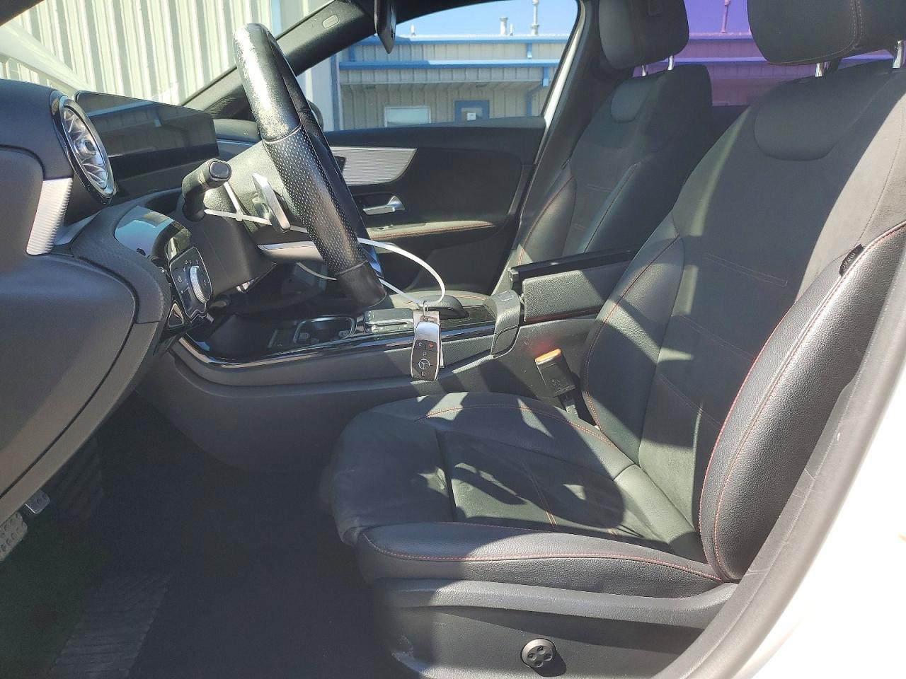 2021 Mercedes-Benz A 220 - Image 7