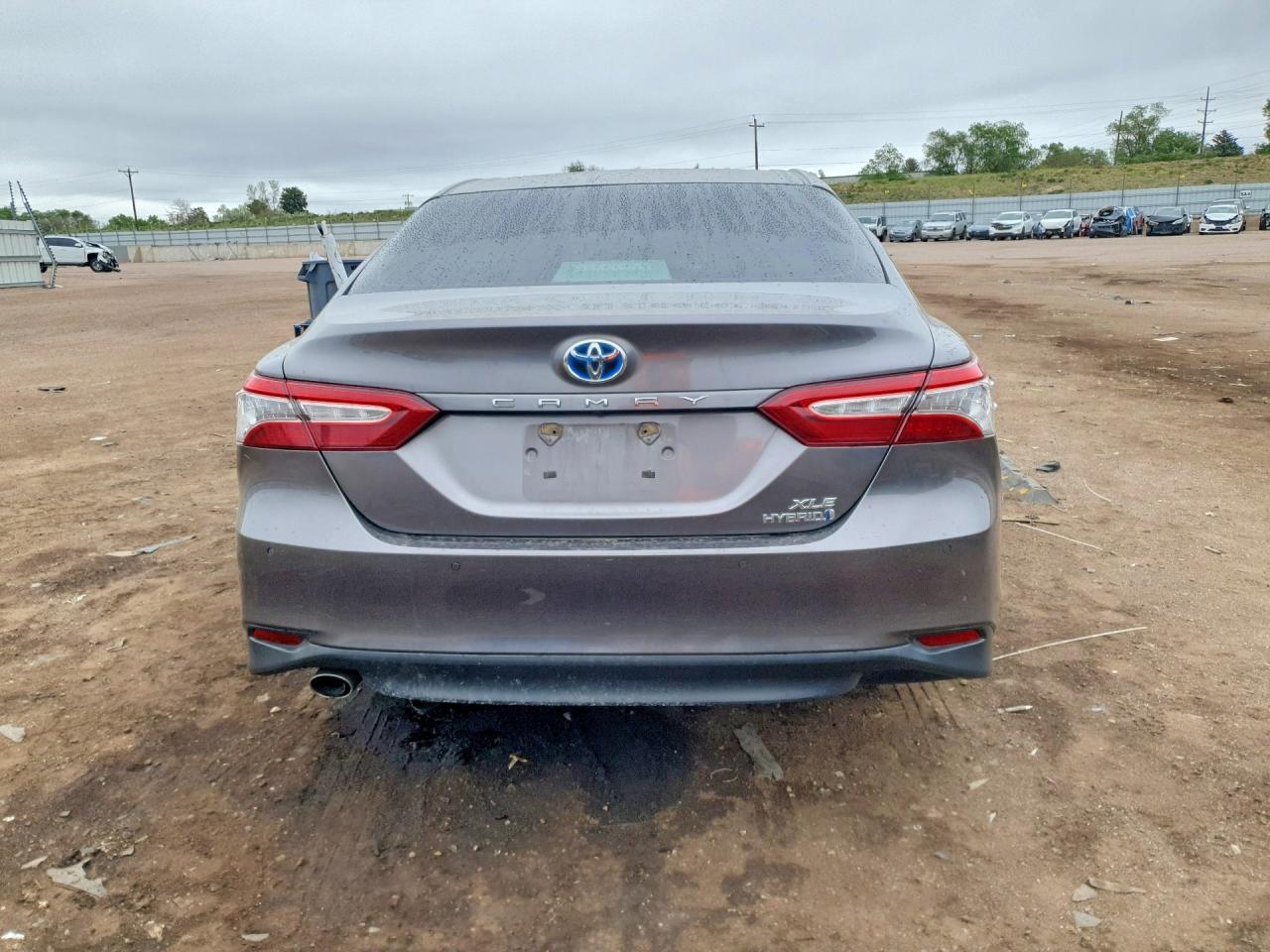 2018 Toyota Camry Hybrid Xle - Image 6