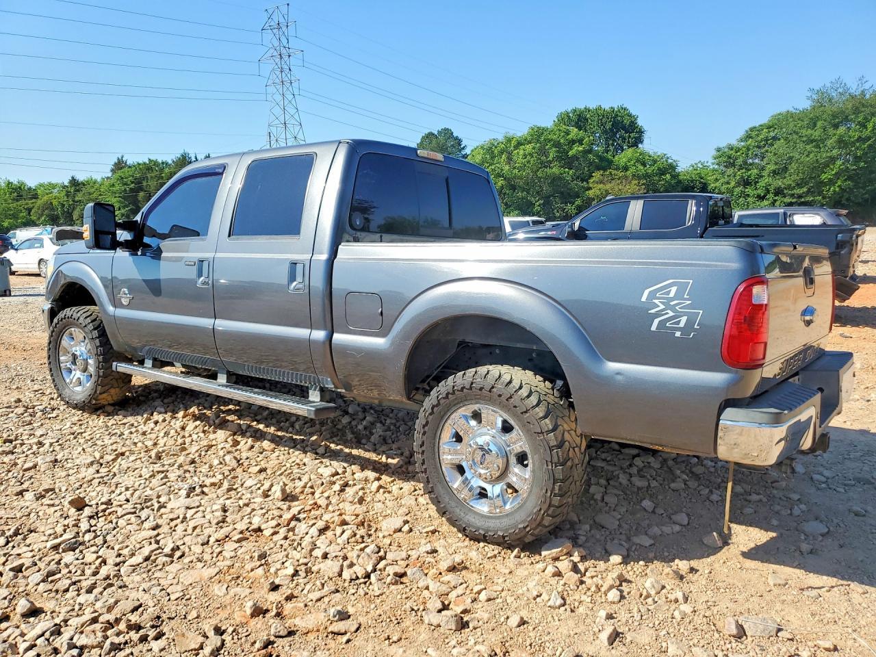2015 Ford F250 Super Duty - Фото 2