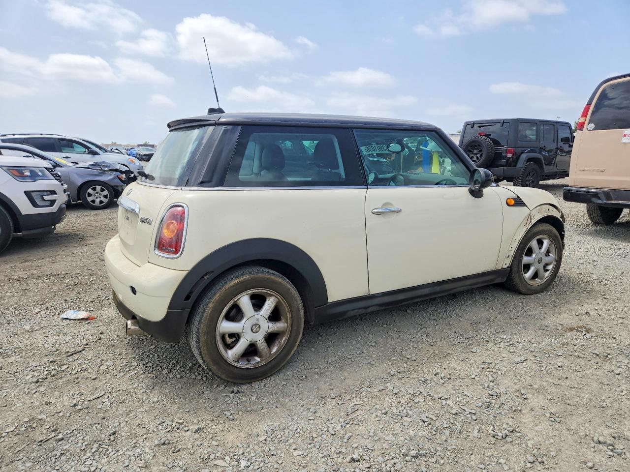2010 Mini Cooper - Фото 3