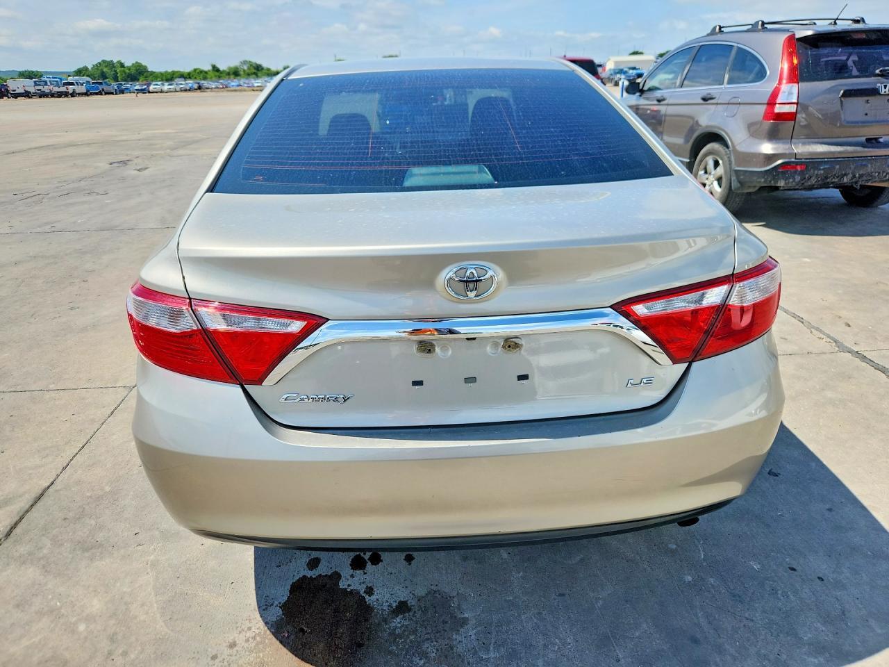 2017 Toyota Camry Le - Фото 6