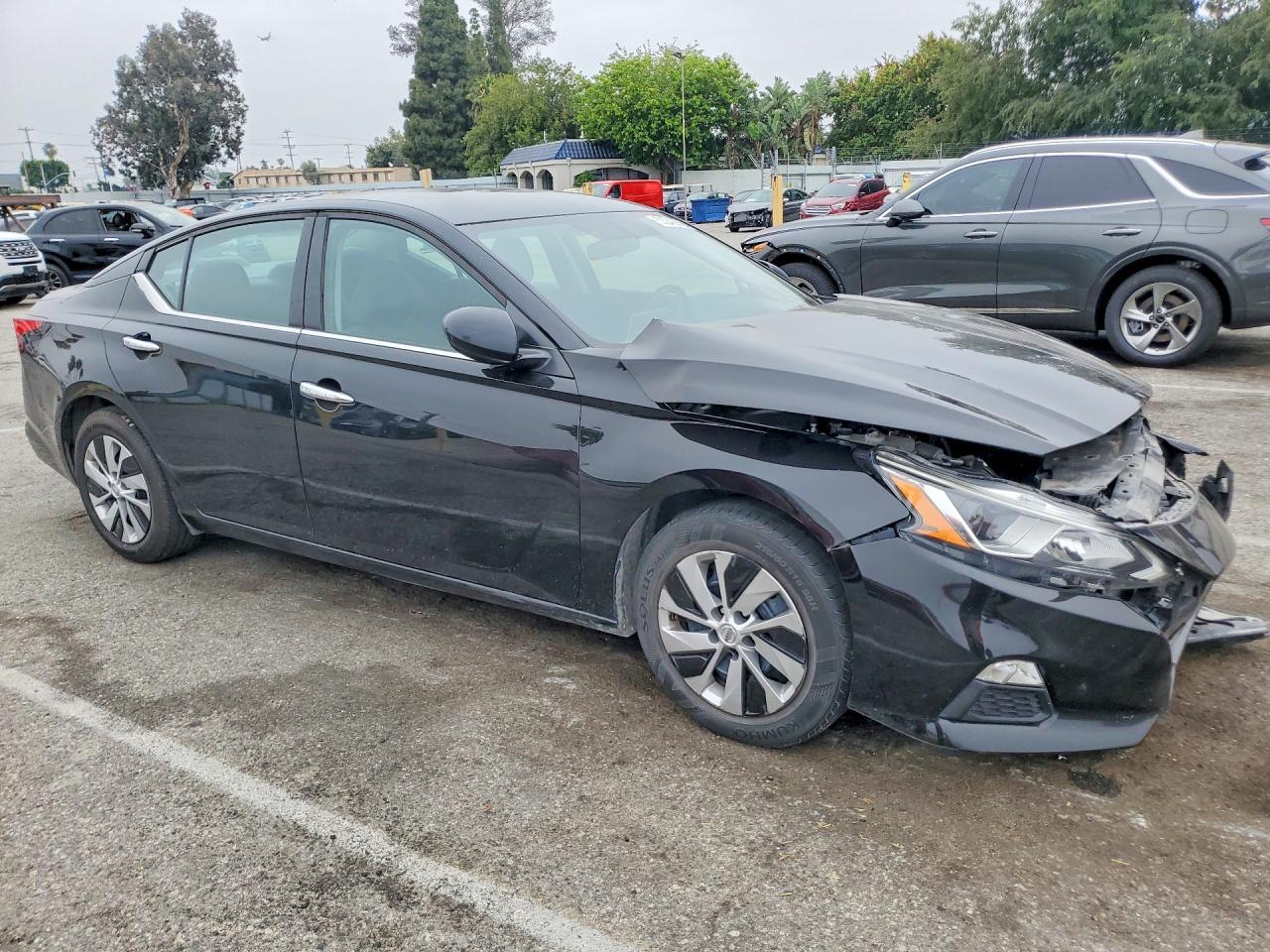 2020 Nissan Altima S - Image 4